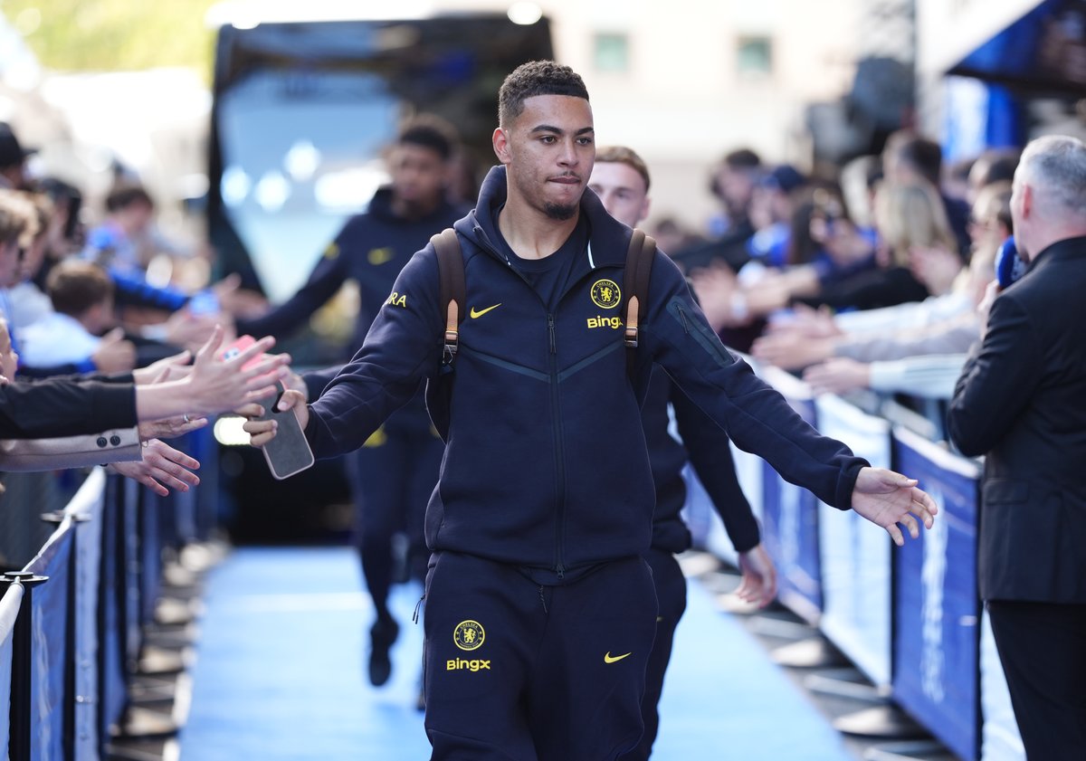 We win major trophies here': Palmer signs new Chelsea contract