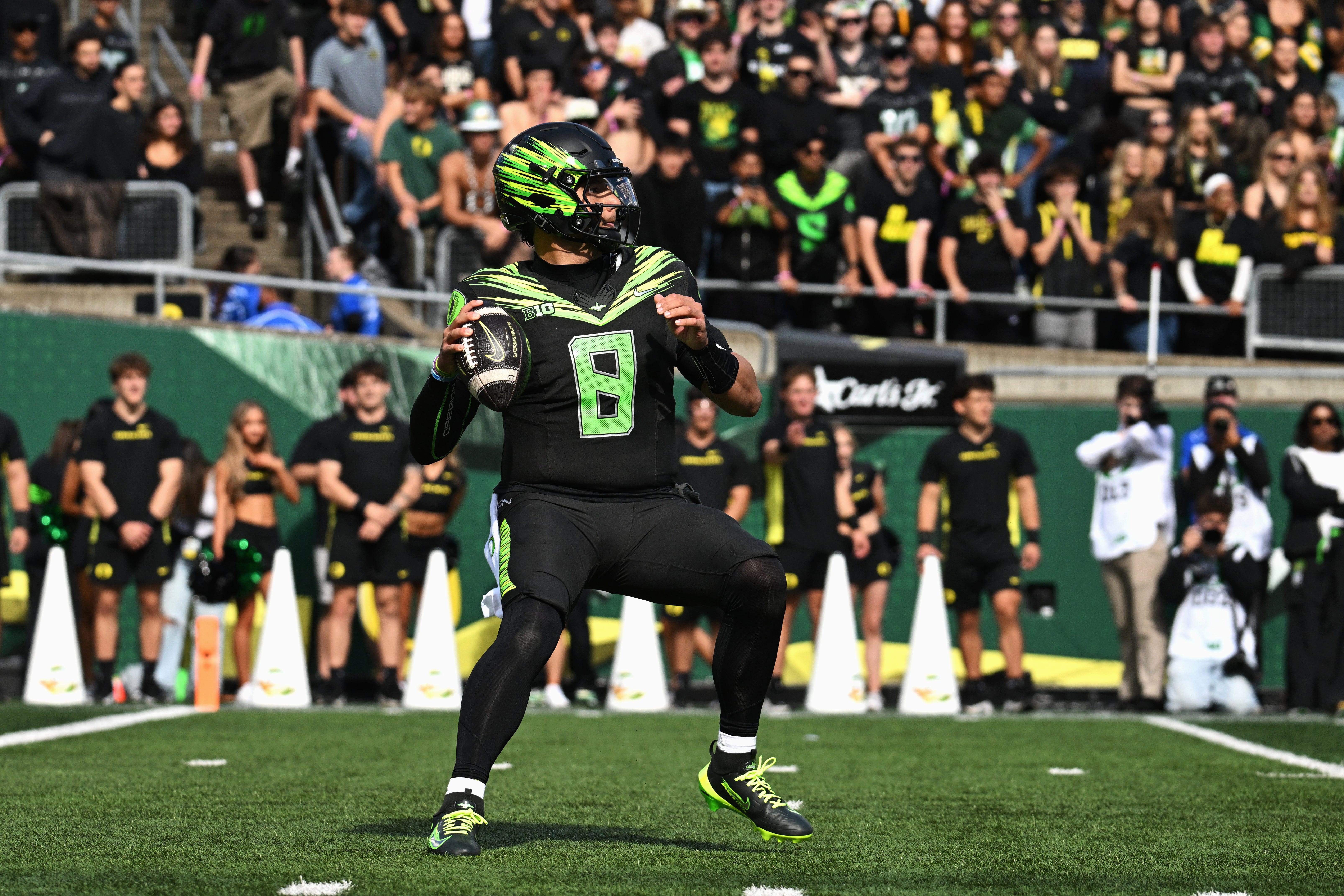 Raiola Why was Dylan Raiola benched vs UCLA? Oregon QB struggling with ...