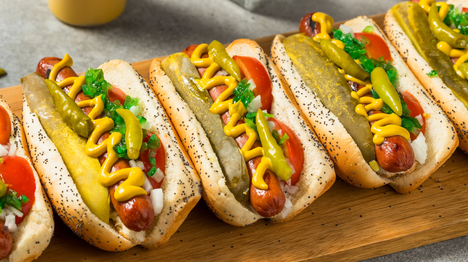 The Chicago-Style Hot Dog Variation That Deserves More Credit - AOL