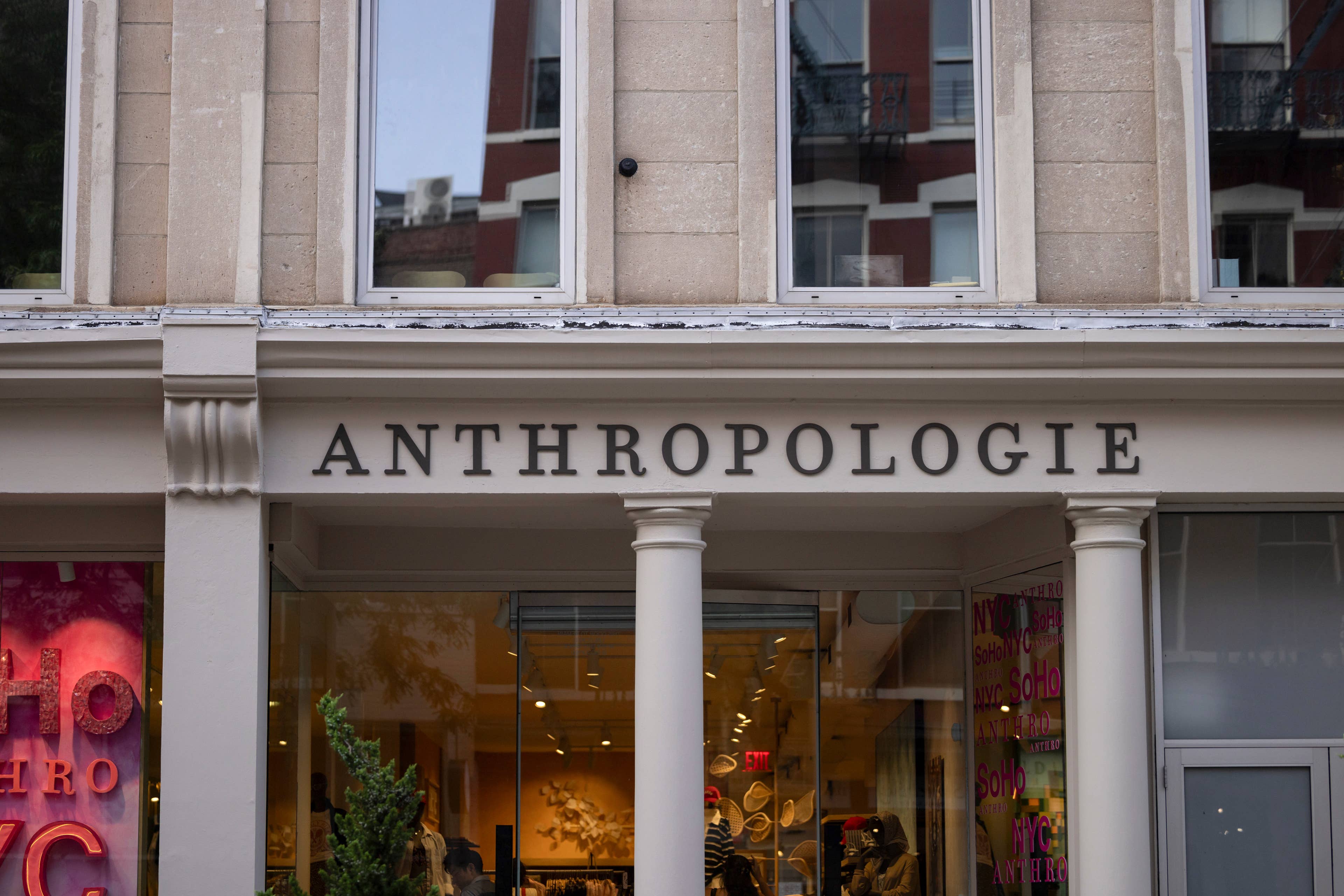 Anthropologie’s Viral Oxford Shirt Has a Tiny Golden Retriever on It, and There Goes My Clothing Budget