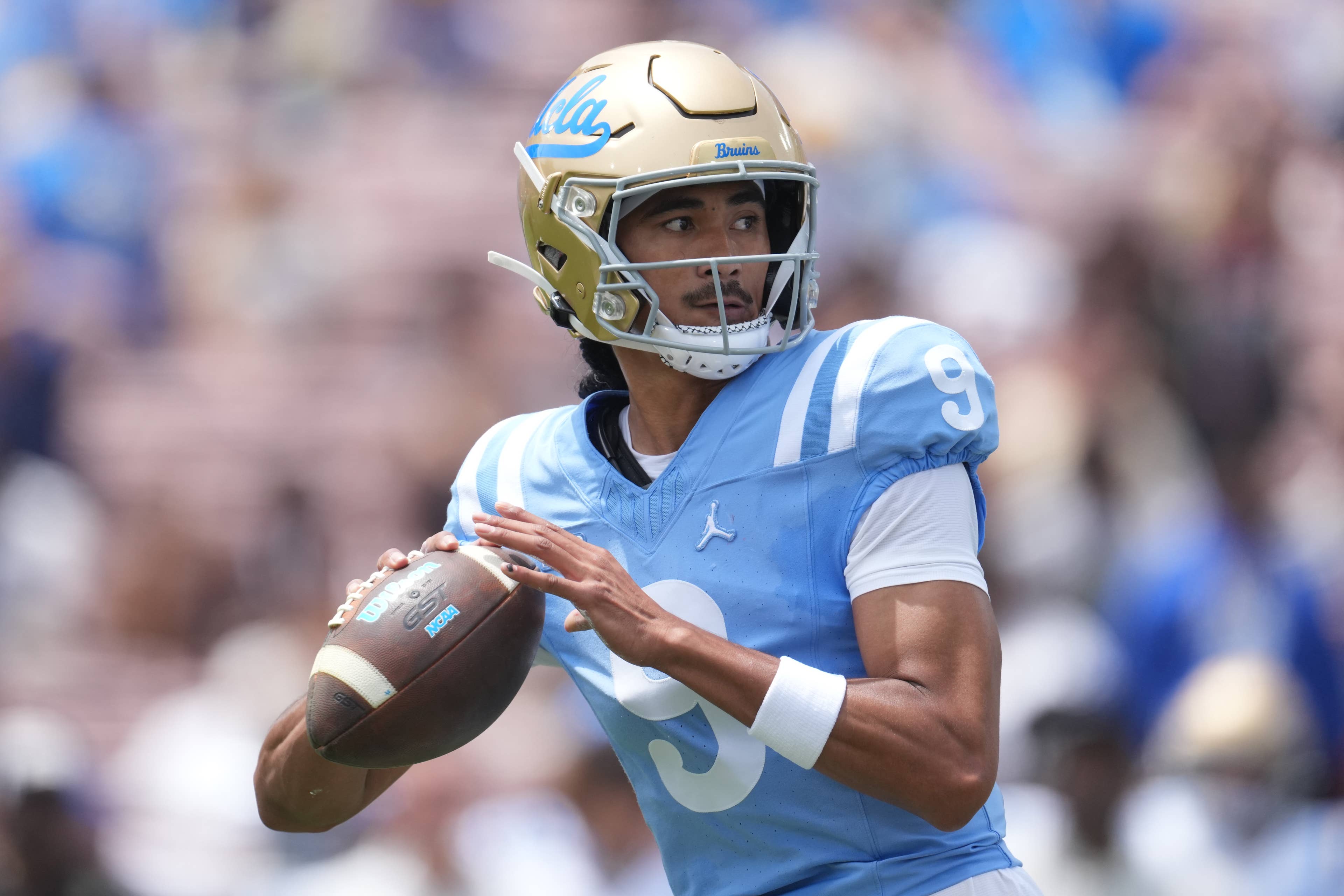Projected Retirement 2026 Bowl Projections After Week 6: Missouri, UCLA on the Rise - AOL