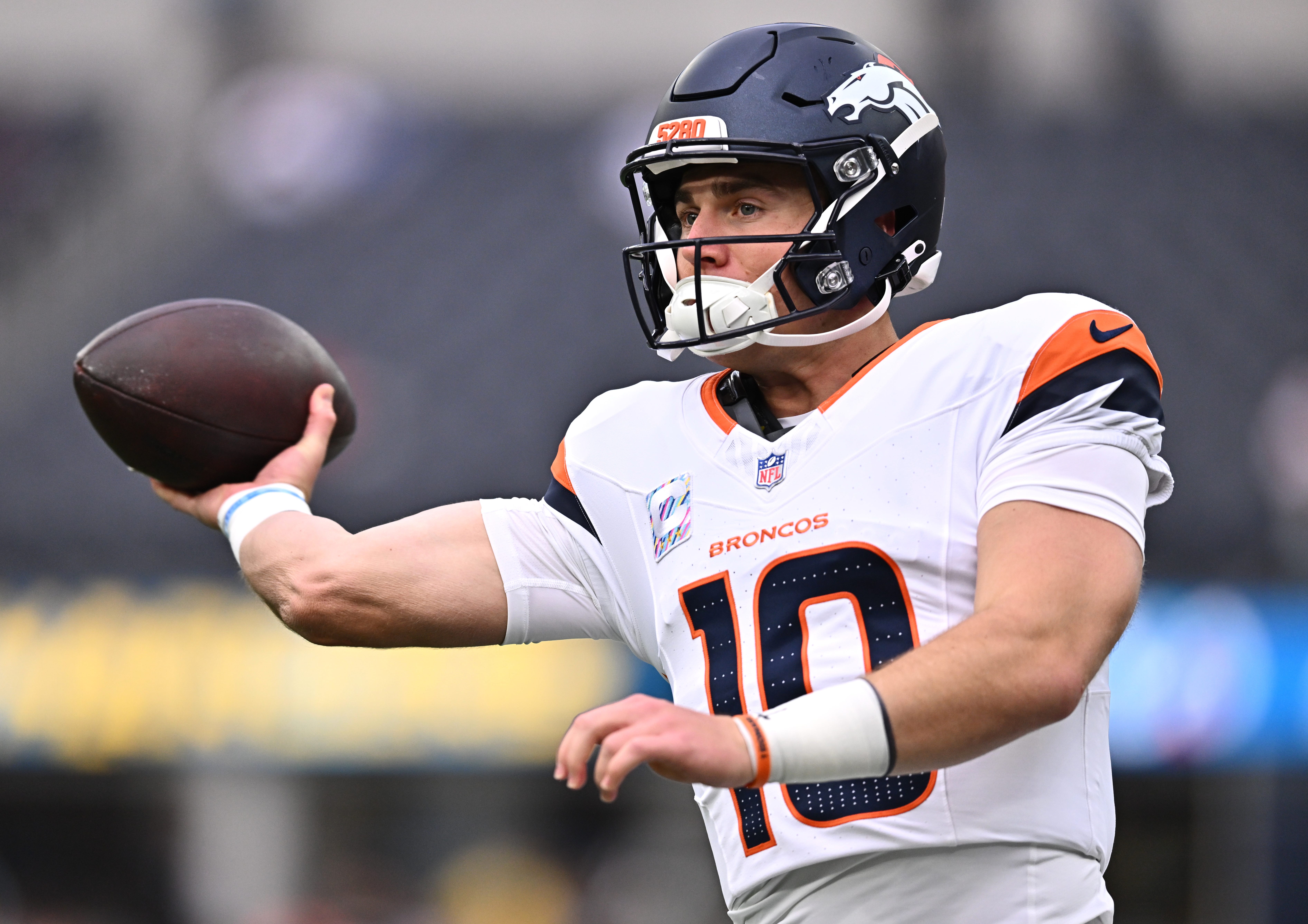 New Photo - Bo Nix reacts to Sean Payton taking play-calling from Davis Webb