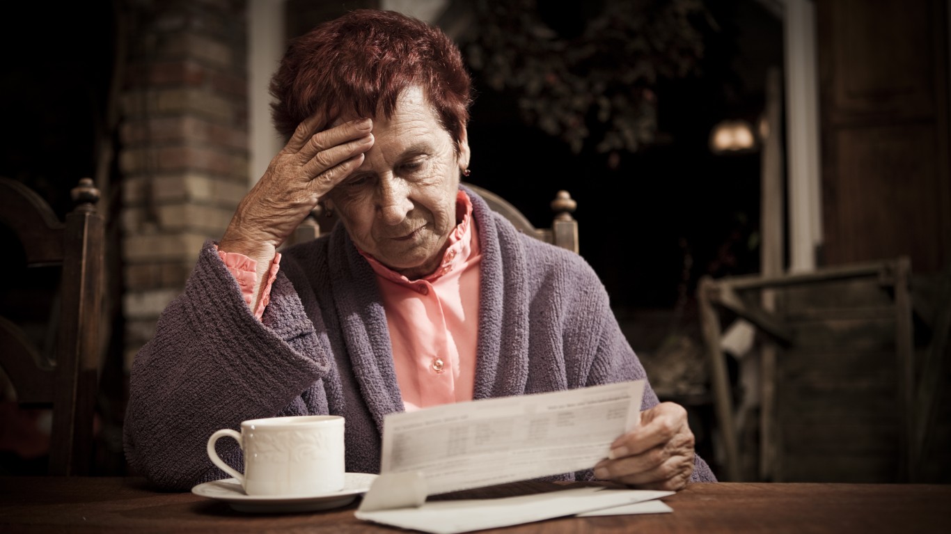 US Consumer Debt Crisis 2025 | Sellers Face Shrinking Purchasing Power & Payment Risk