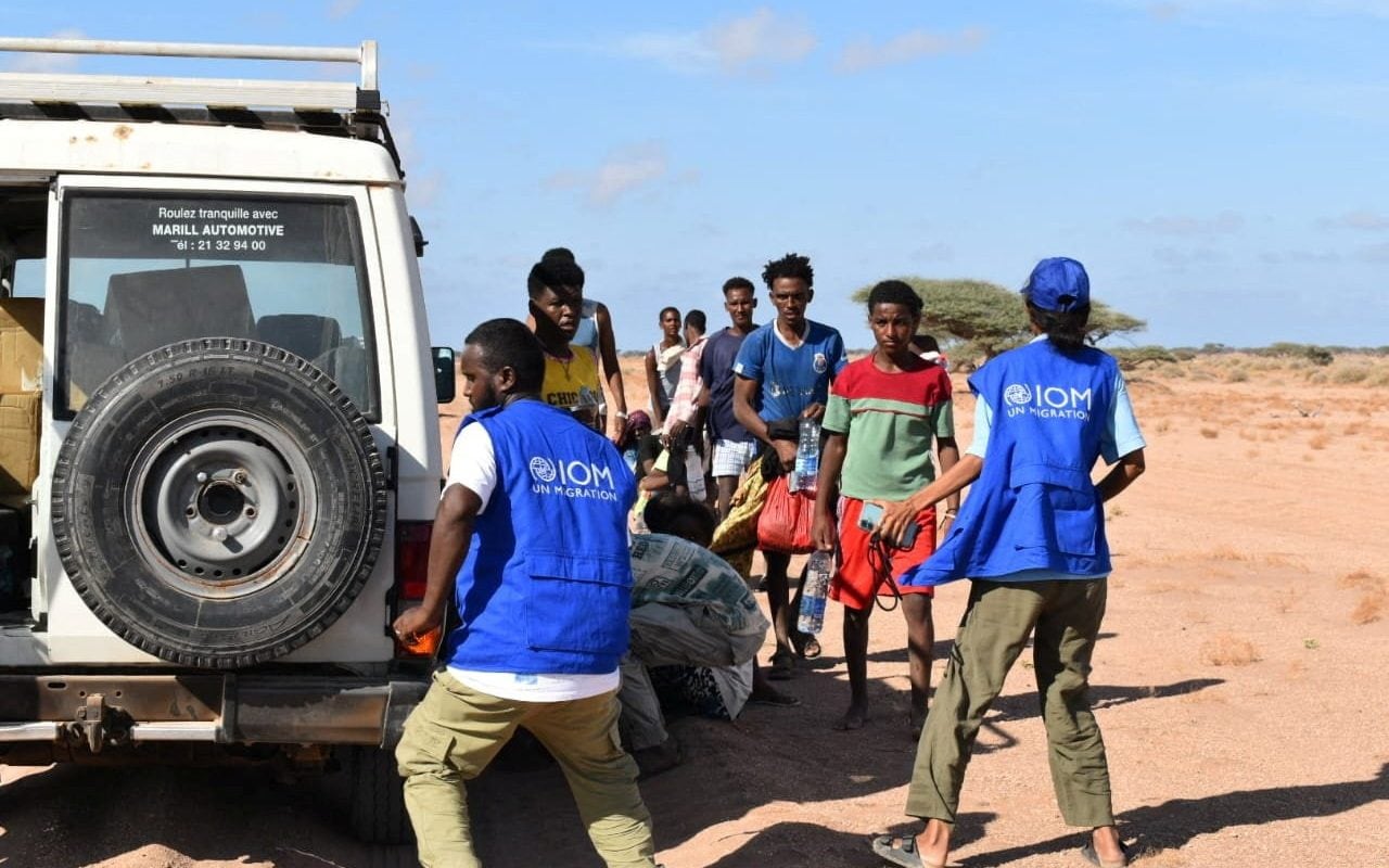 At least 139 migrants die after boat capsizes off Djibouti coast - AOL