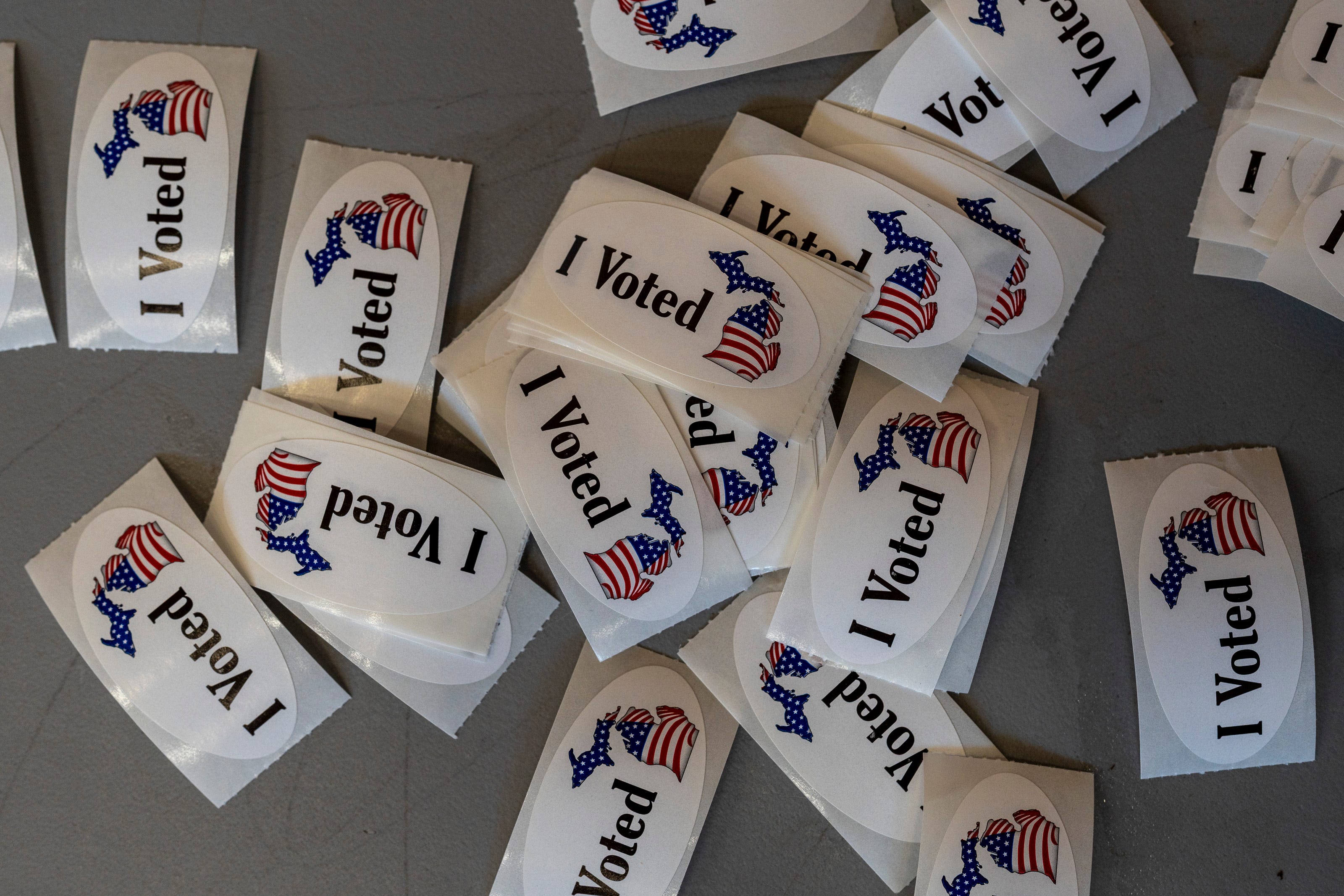 How to register to vote in Michigan's November election