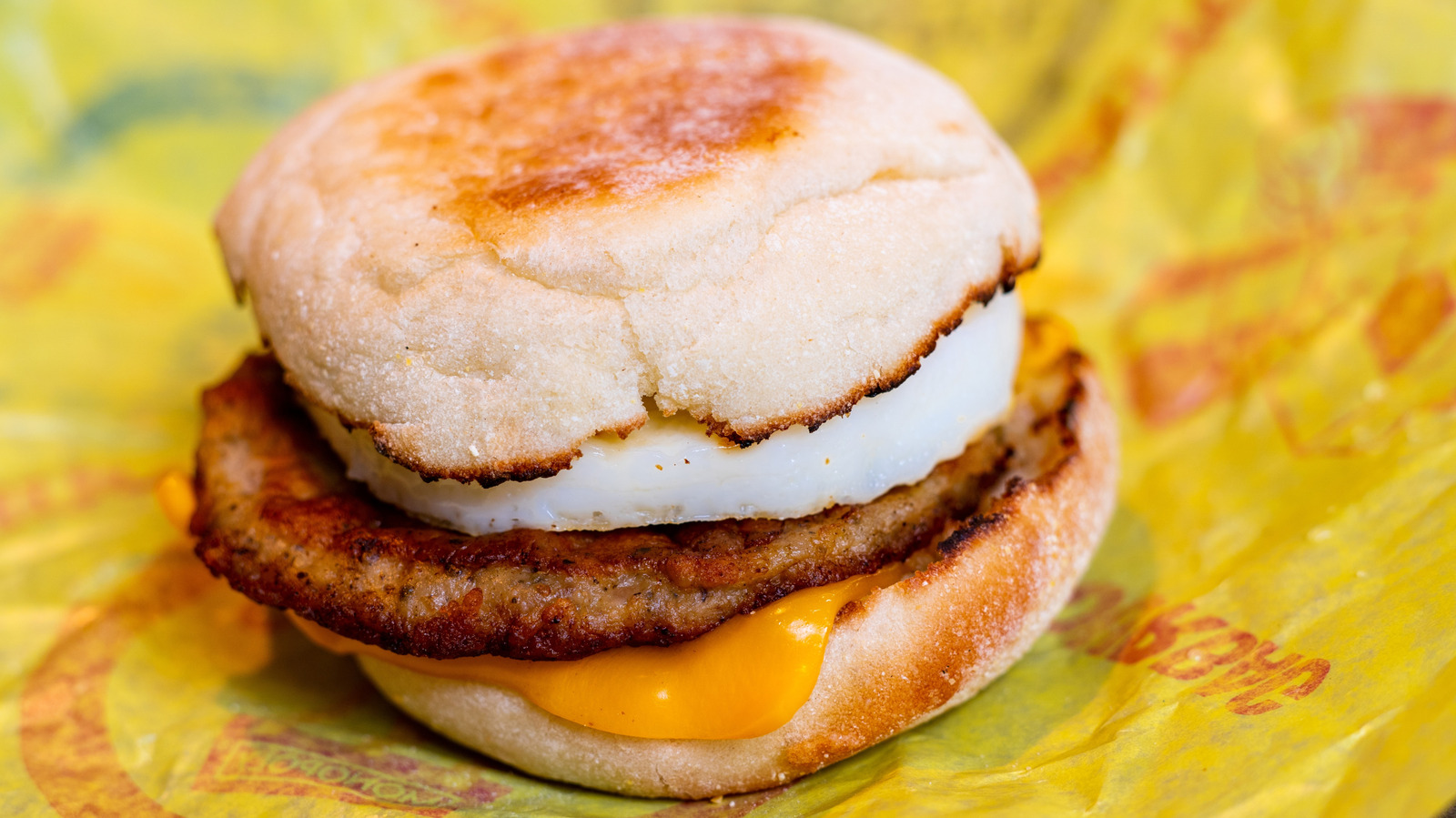 Spine Sign Fast 11 Absolute Best Fast Food Breakfast Sandwich Upgrades - AOL