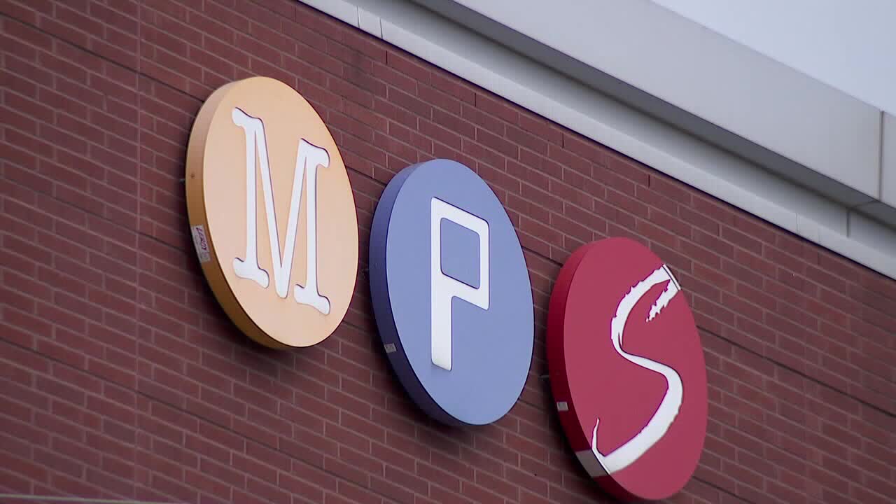Minneapolis school board members pass resolution to not close any ...