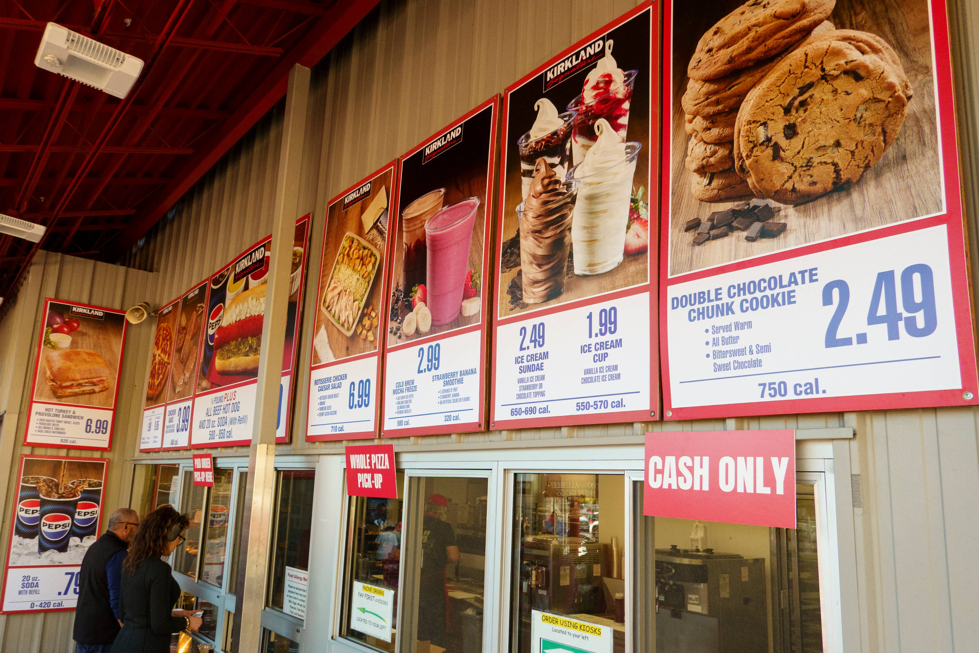 Costco Launches Limited $3 Vanilla Apple Pie Sundae, Fans Prefer It Over Churros