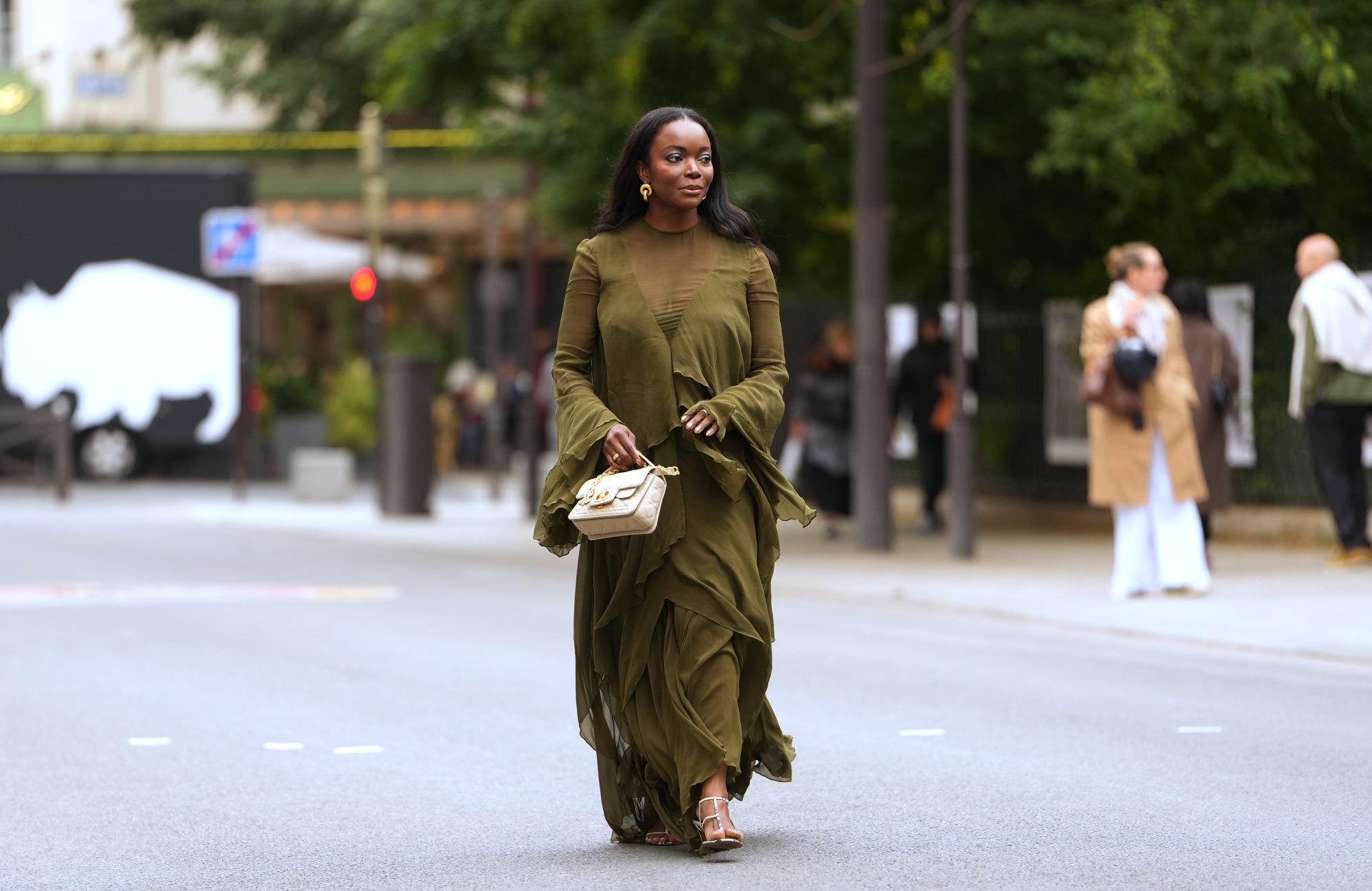 These Long-Sleeve Wedding Guest Dresses Are a Fashion Cheat Code for Women Over 40 — From $15