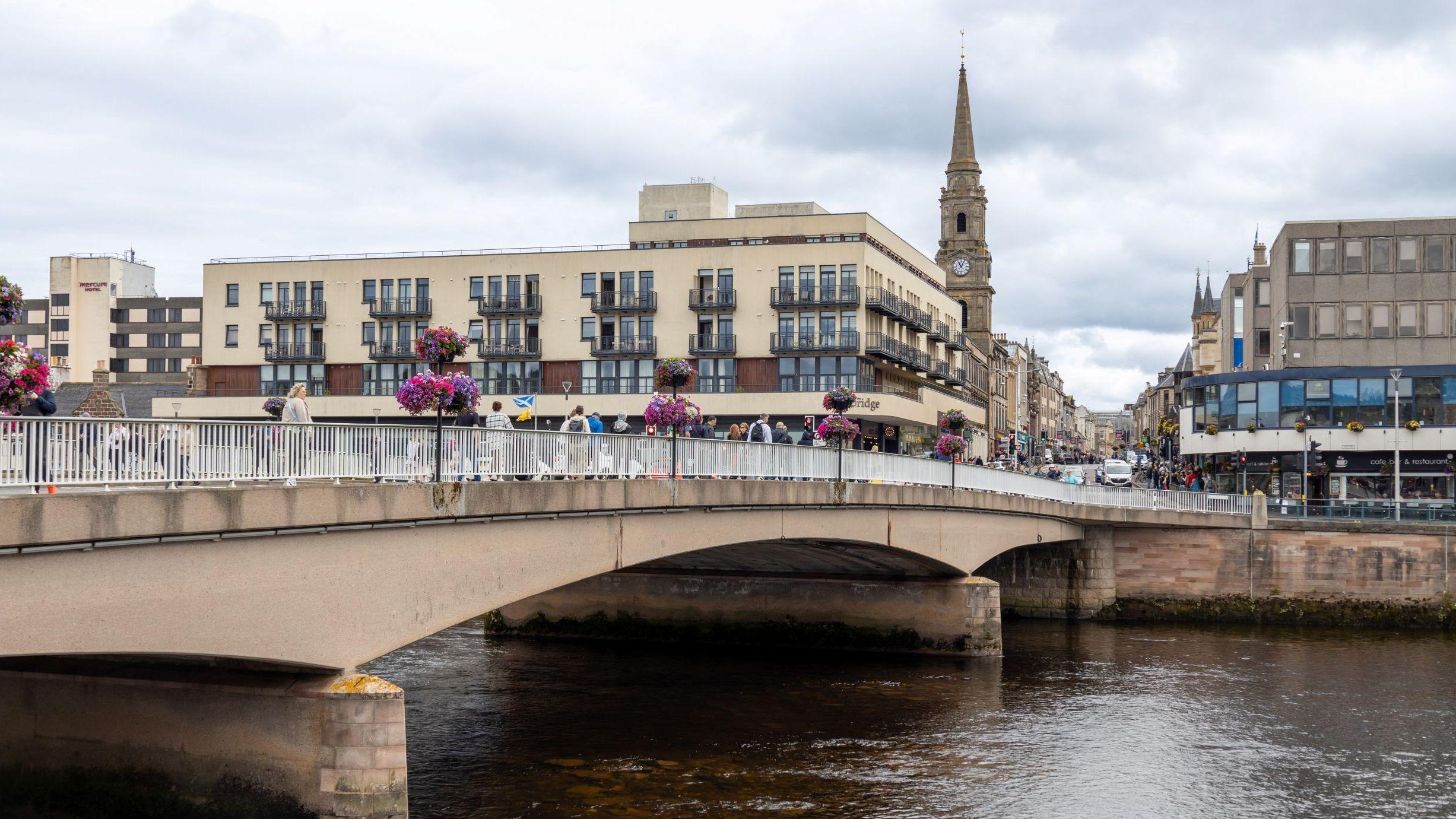 Inverness Weather Warning of traffic delays during work in Inverness city centre - AOL