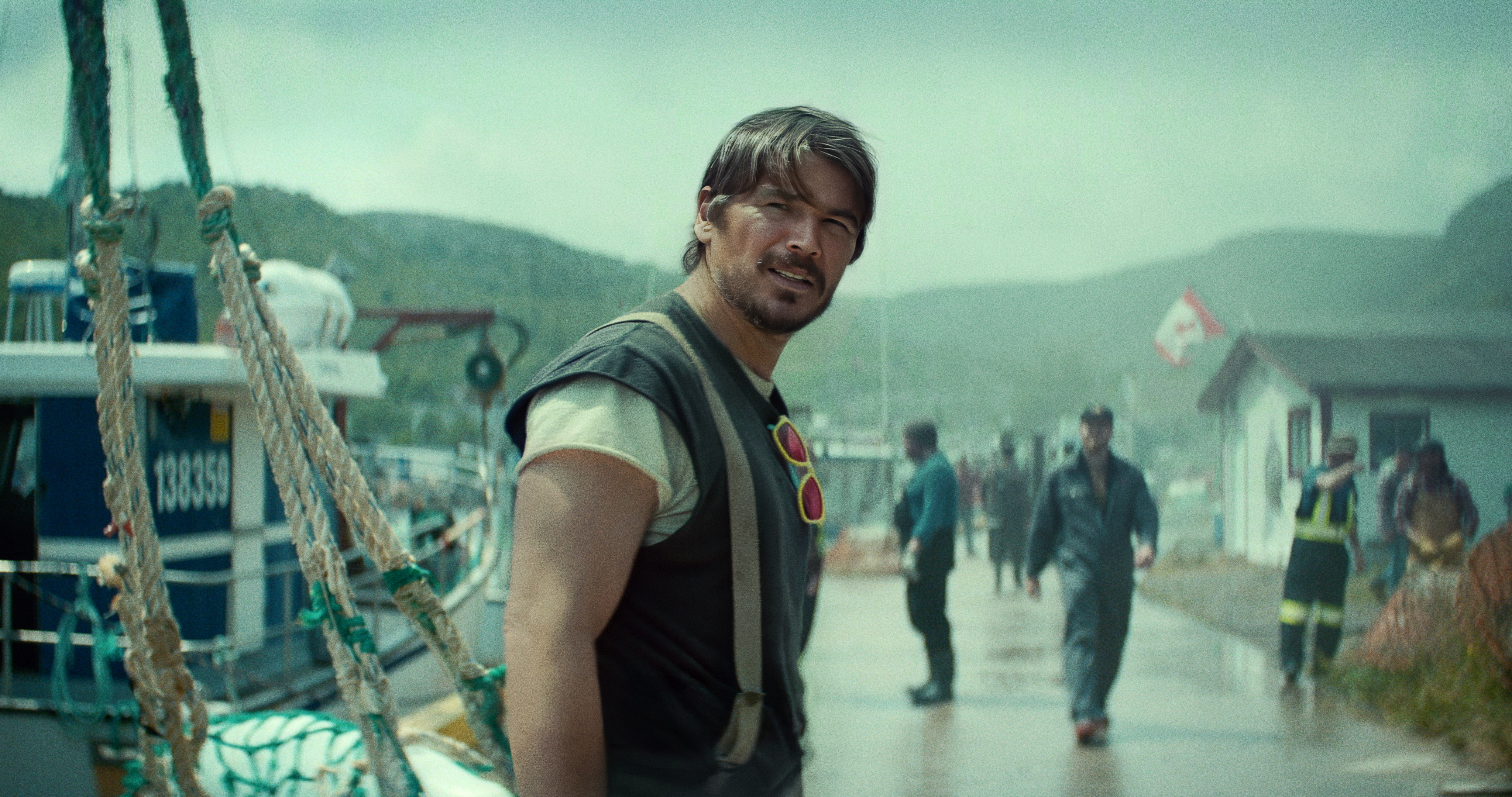 'Below': Canadian Netflix thriller starring Josh Hartnett just broke a major streaming record