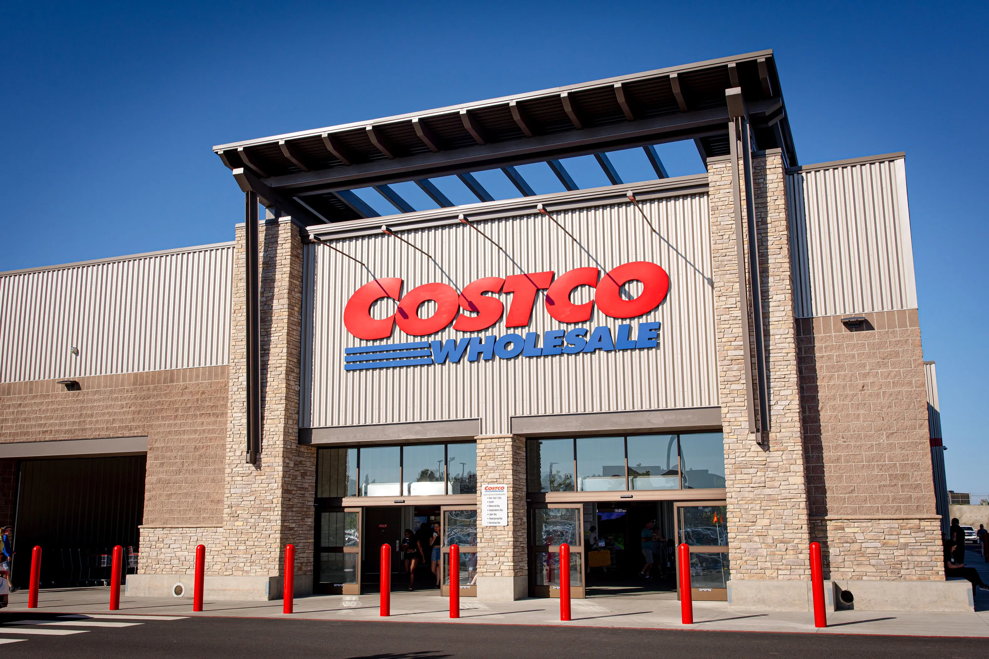 7 Ways Retirees Can Save Money at Costco