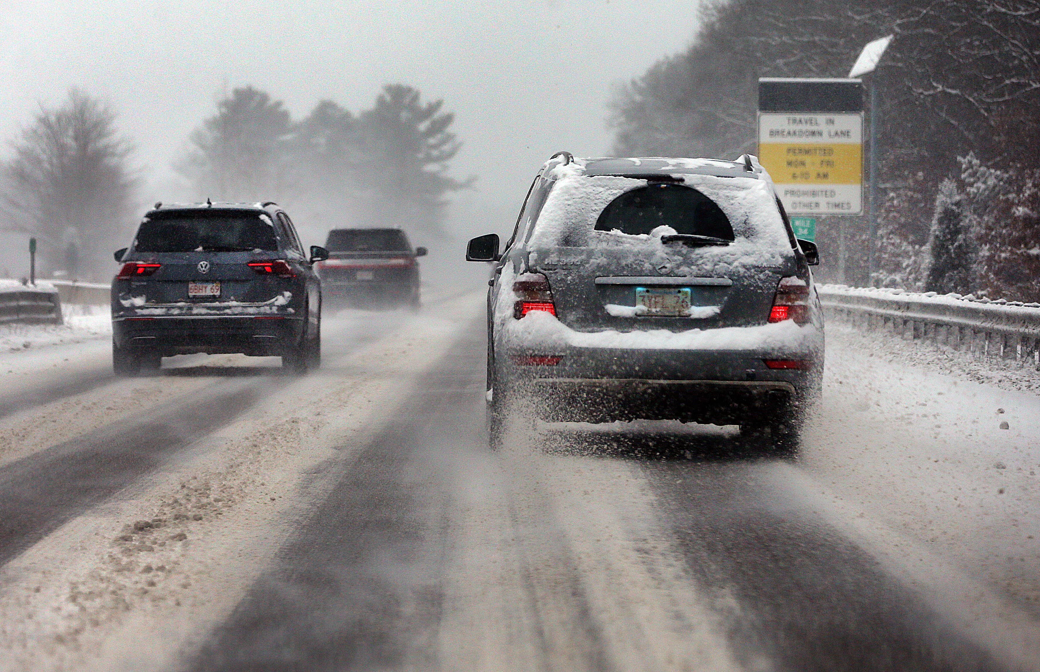 New Snow Forecast Shows US States Facing Up to a Foot - AOL
