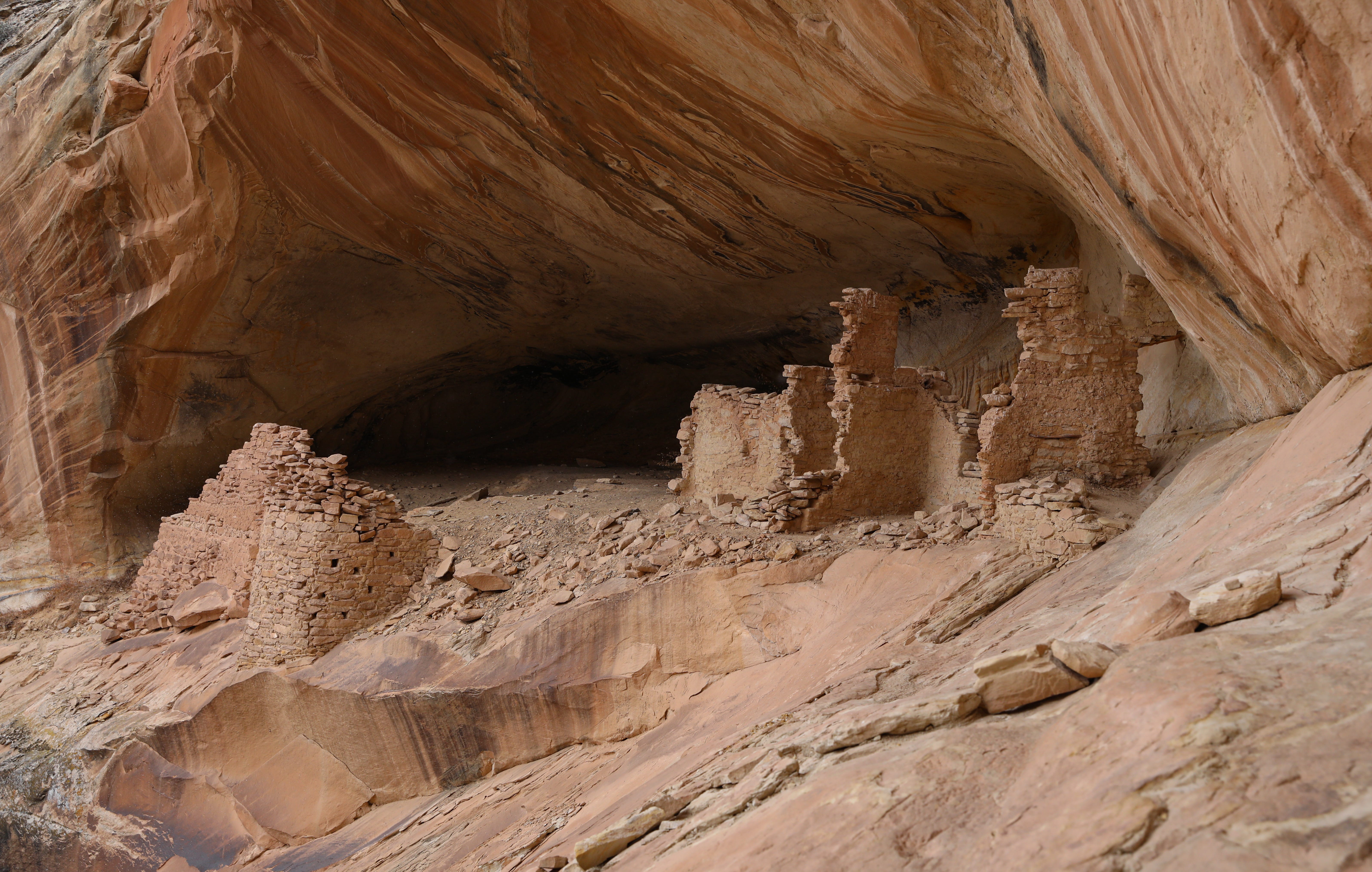 Judge restarts lawsuits over Bears Ears, Grand Staircase monuments