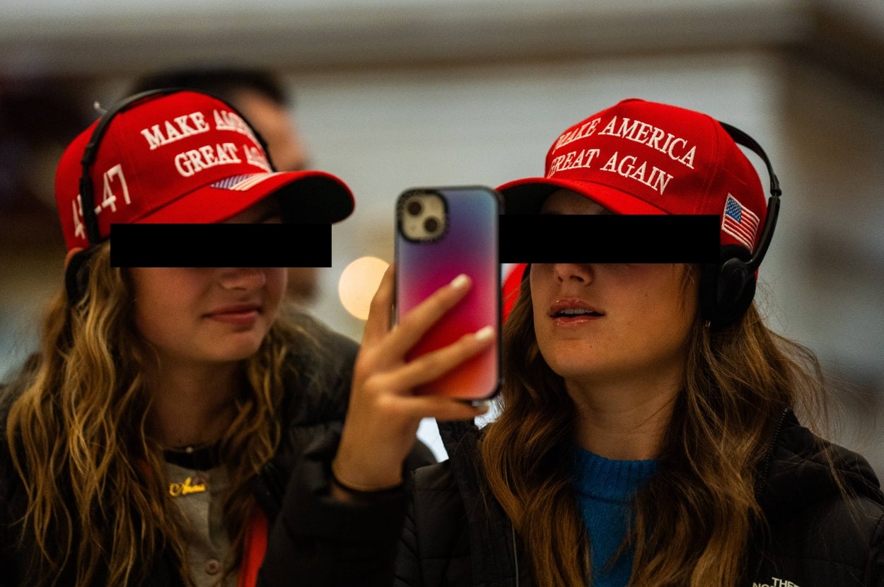8 Trump Voters Share Their Instant Regret In Viral Screenshots