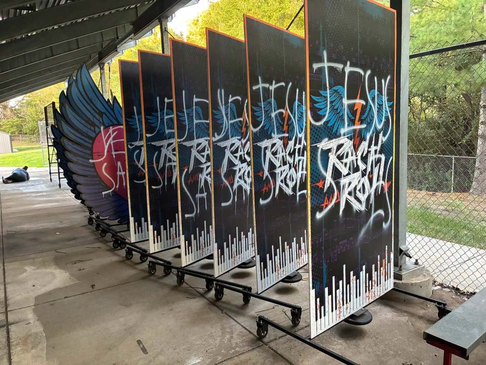 Blue Springs teen taken into custody in ‘Jesus Saves’ graffiti ...