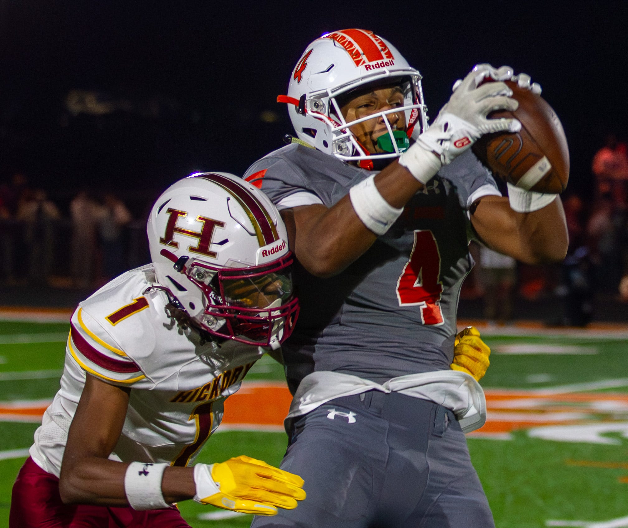 East Lincoln football hosted Hickory in a Western Foothills 4A/5A matchup on Oct. 17, 2025. Hickory won, 31-28.