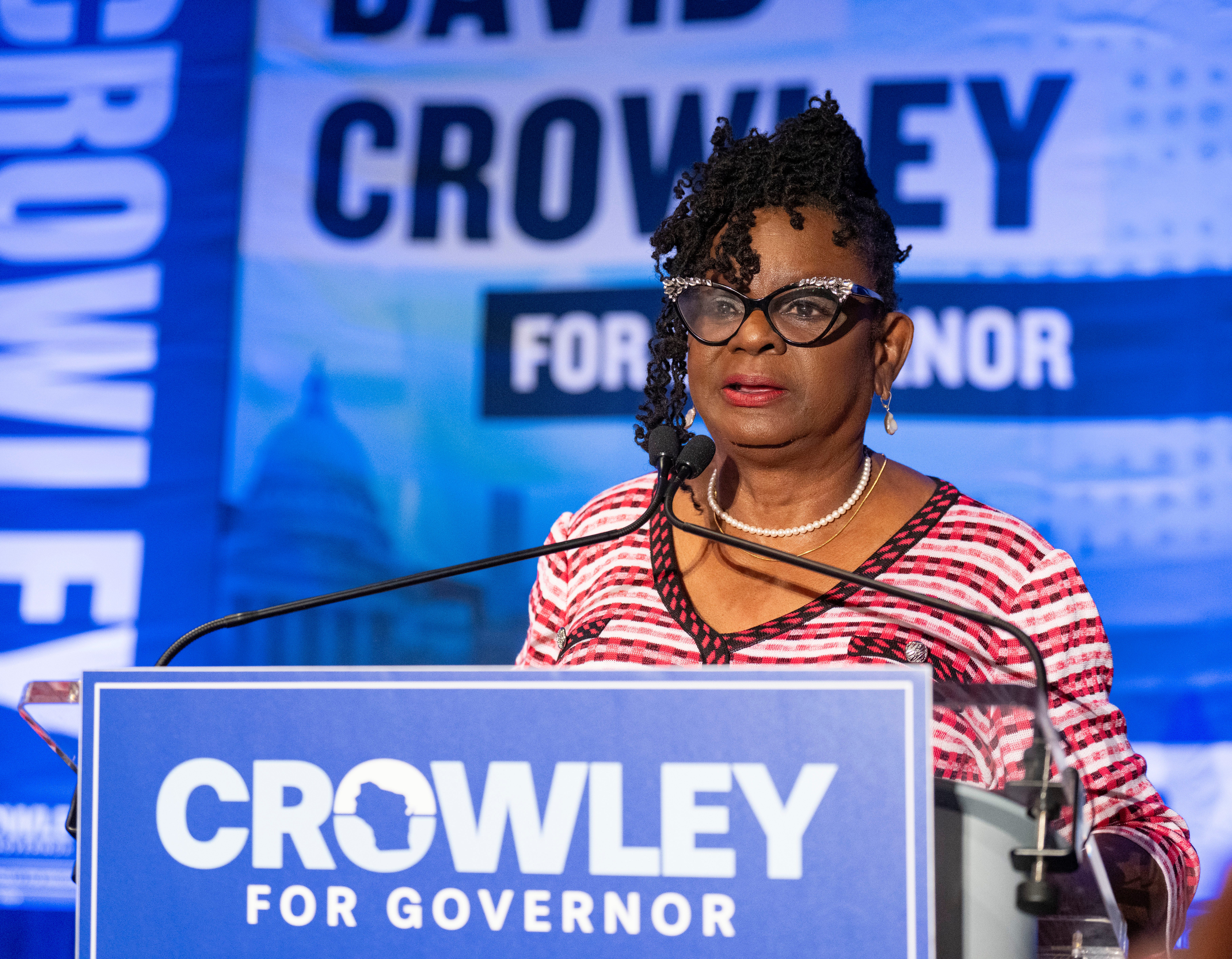Rep. Gwen Moore's Milwaukee office receives suspicious mail - AOL