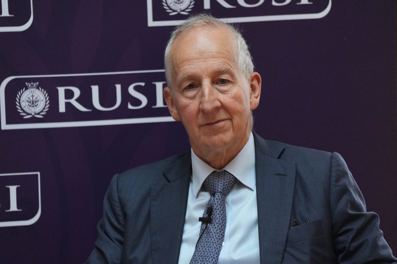 Former security chief warns UK public of deadly Russian threat - AOL