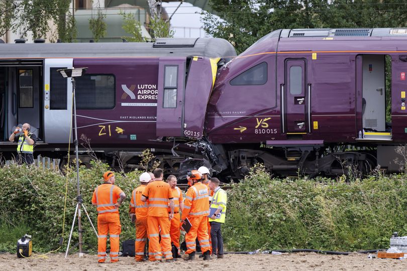 Bedford train crash hero doctor says 'aftermath was like a war zone' - AOL