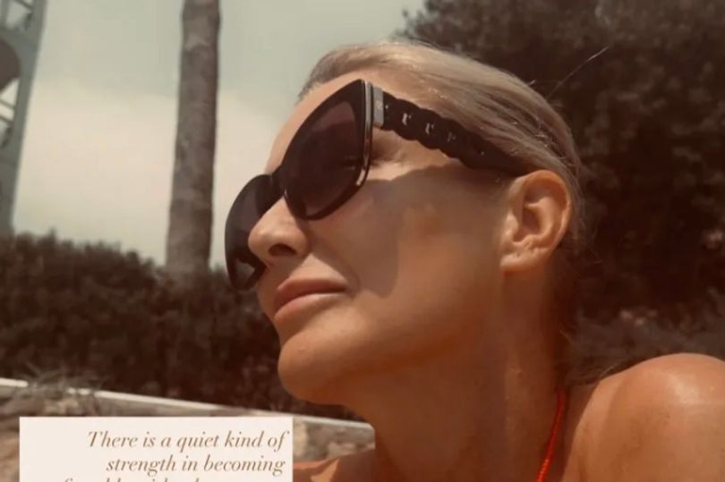 Eamon Holmes girlfriend shares cryptic message about 'knowing your ...