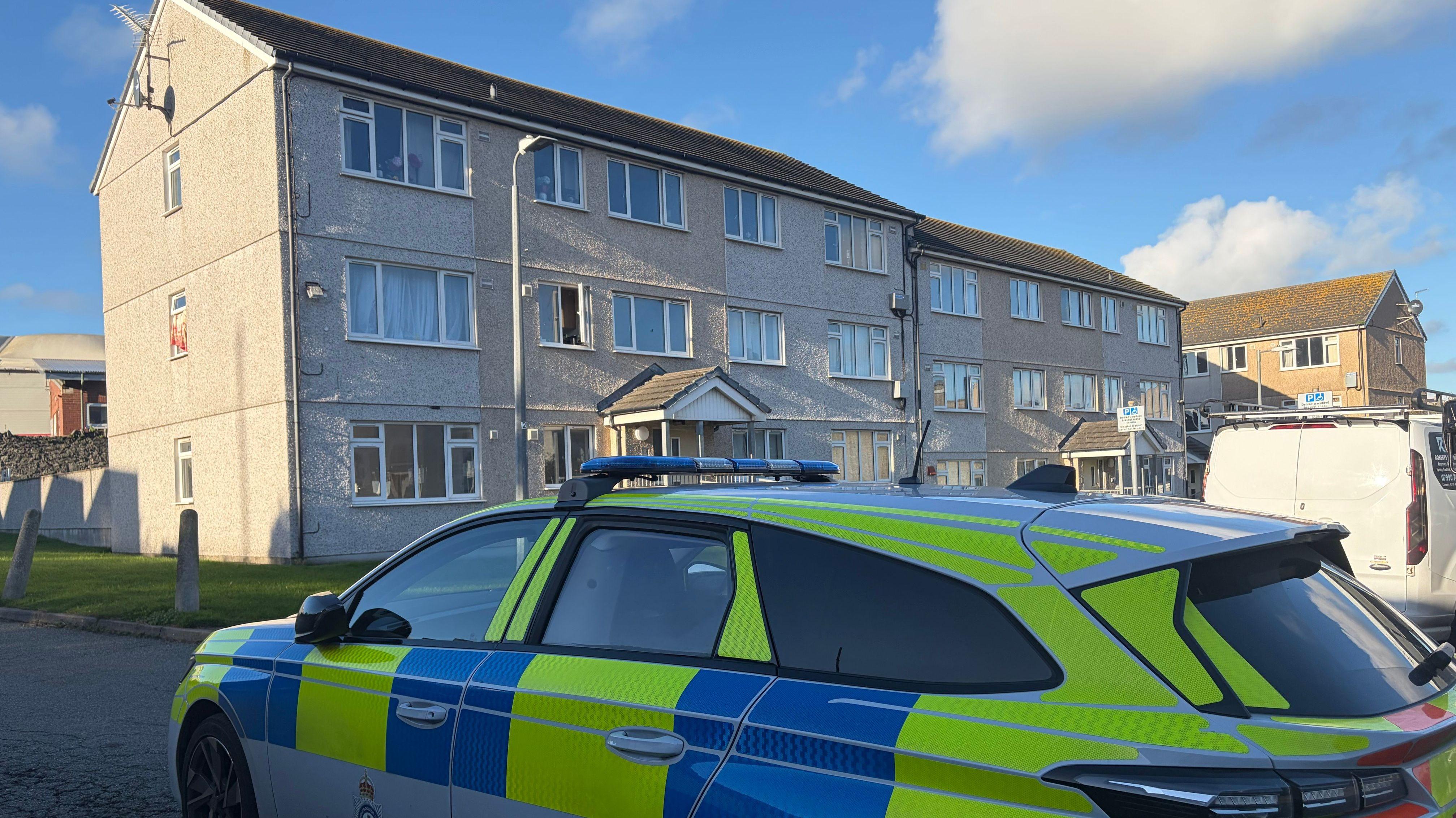 Man arrested on suspicion of murder after body discovered in flat - AOL