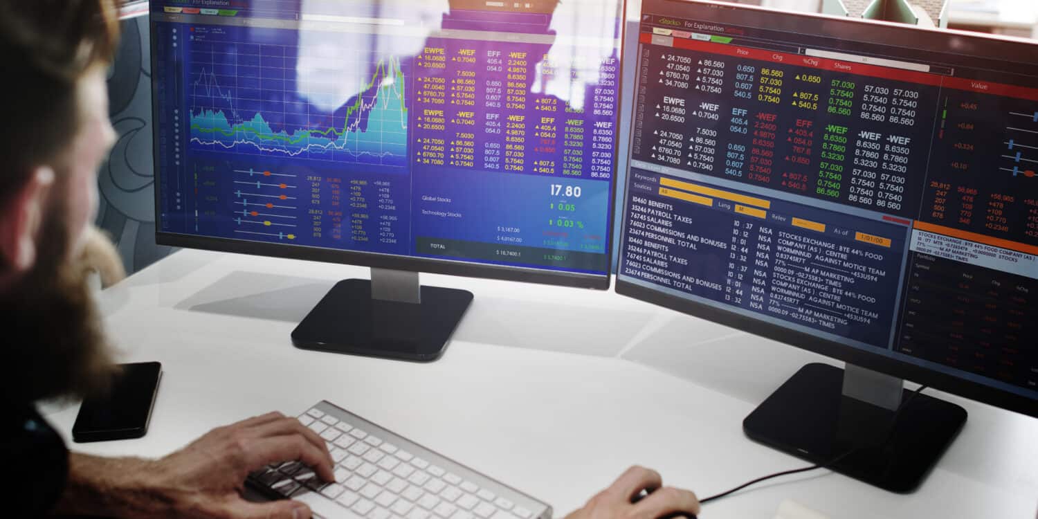 1099 Work Sign Dividend Aristocrats or Quality Factor: Which ETF Fits Retirement? - AOL