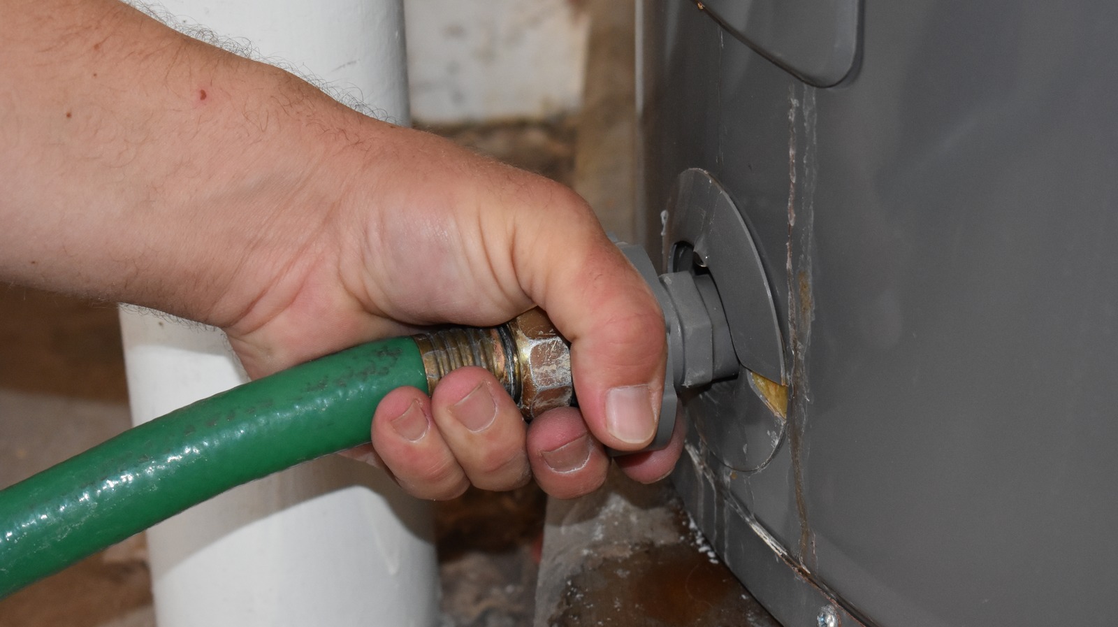 Flushing Vs. Draining Your Water Heater: Which Is Better For Performance And Longevity?