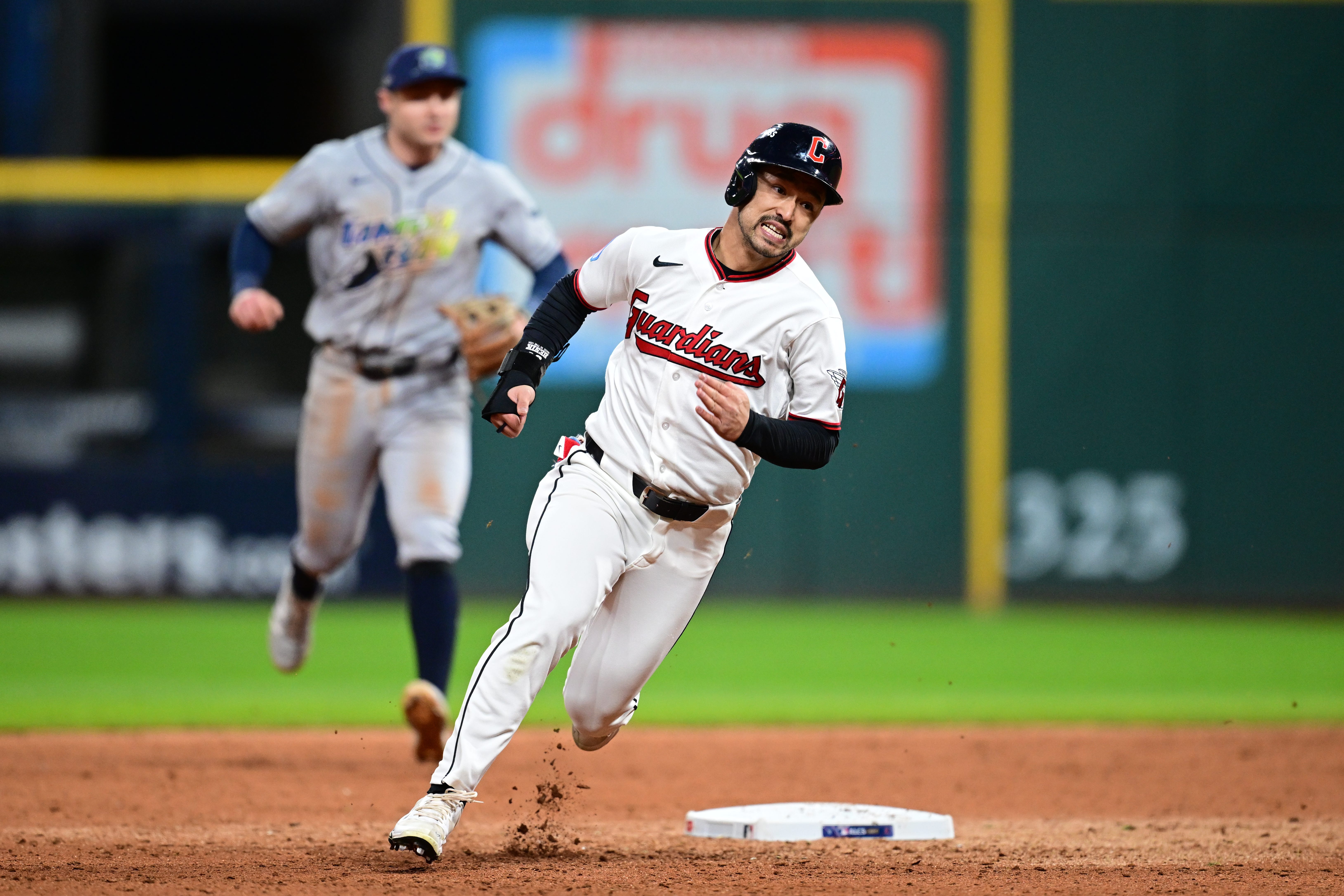 Guardians score vs Rays. Tampa Bay wins Game 5 behind Drew Rasmussen - AOL