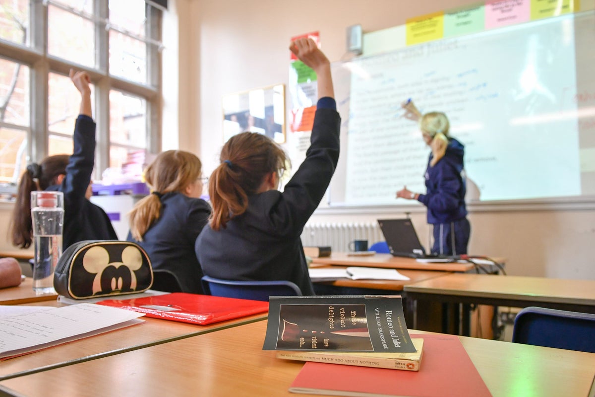 Parents face childcare 'postcode lottery' as more schools extend October half-term break