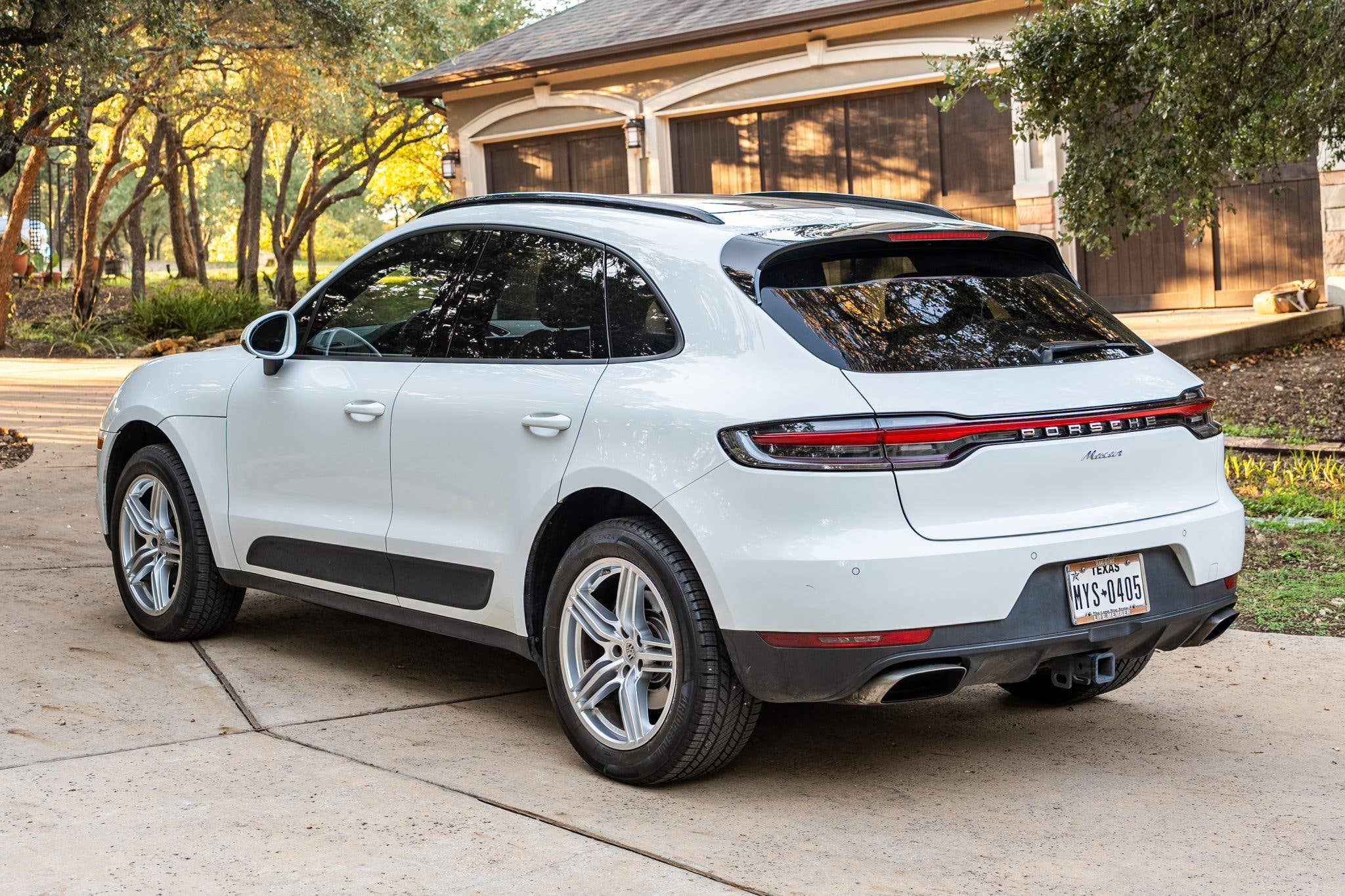 2019 Porsche Macan for Sale With 49,000 Miles - AOL