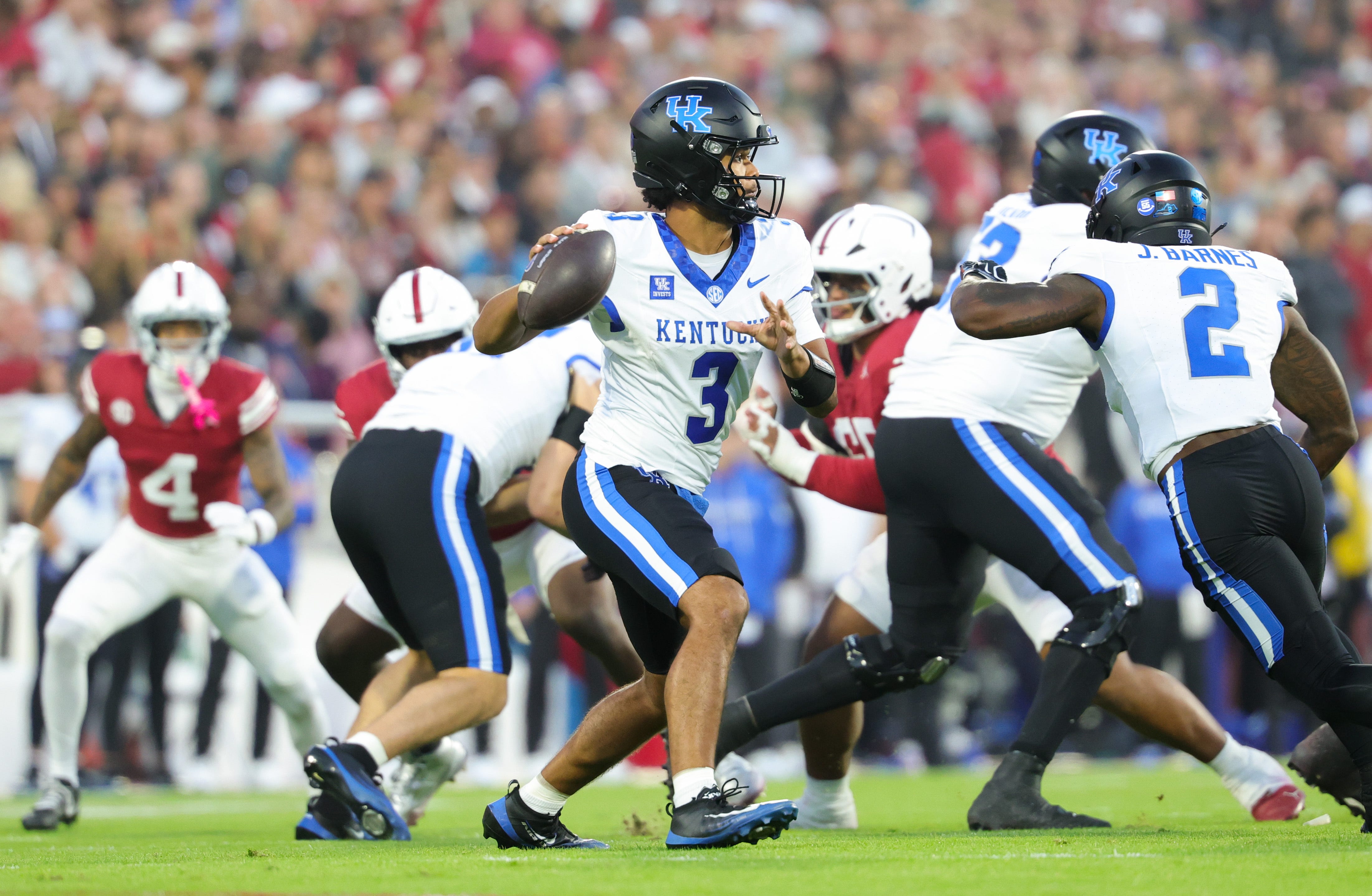 New Photo - Win over Oklahoma raises Kenny Minchey in SEC QB rankings