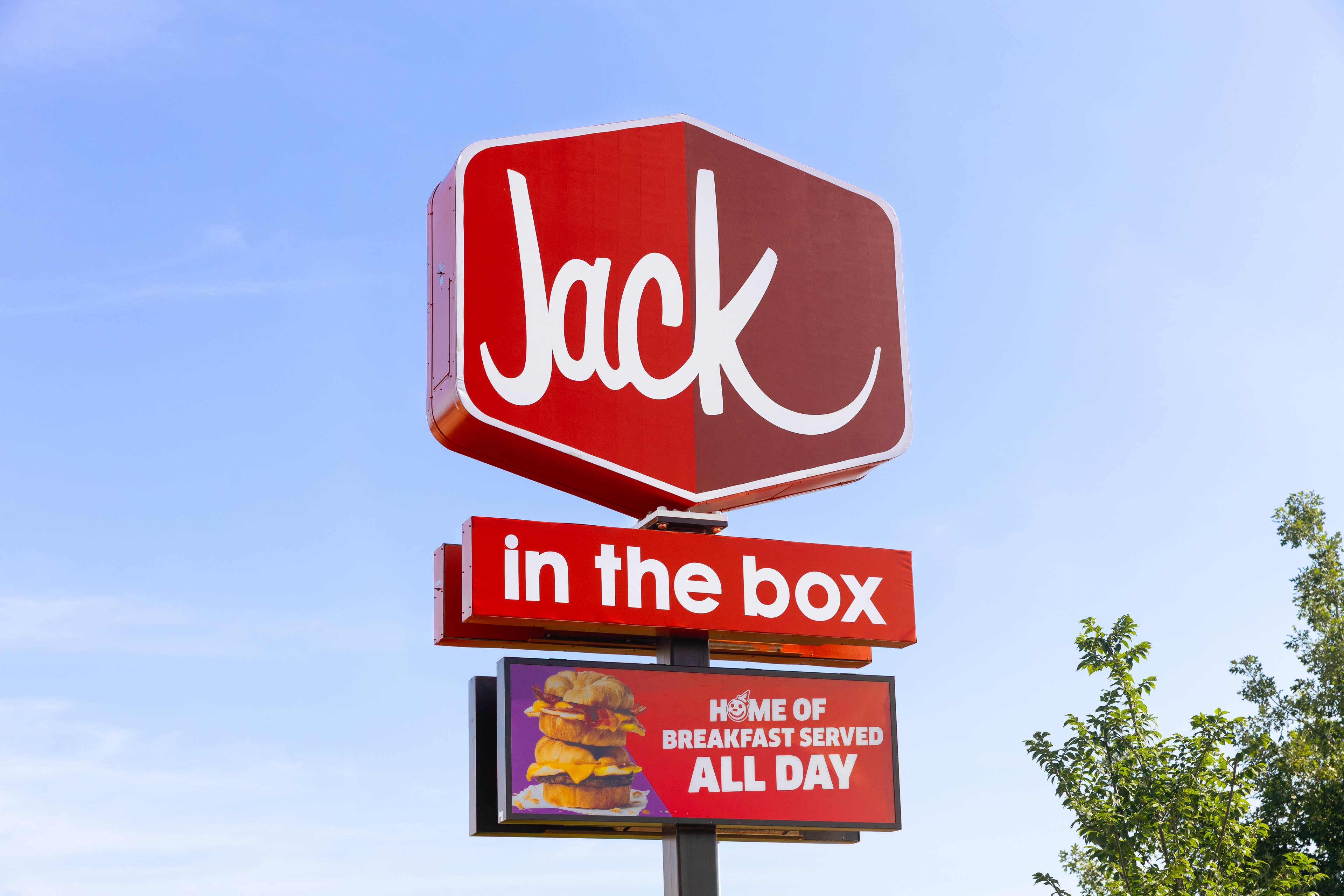 Jack in the Box keeps losing stores one by one - AOL