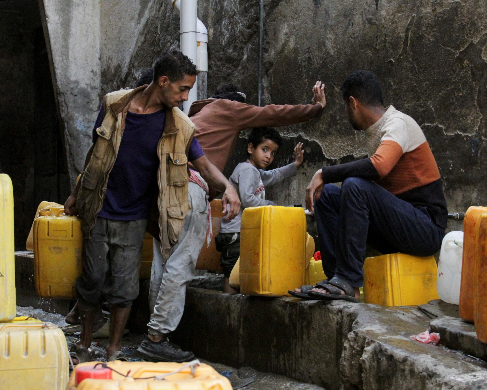 Besieged Yemeni city on verge of ‘unmanageable' crisis, aid workers warn