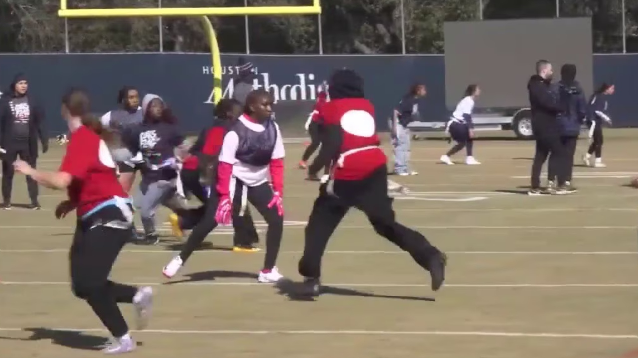 Piolet Program UIL approves girls flag football pilot program for 2028-2029 school ...