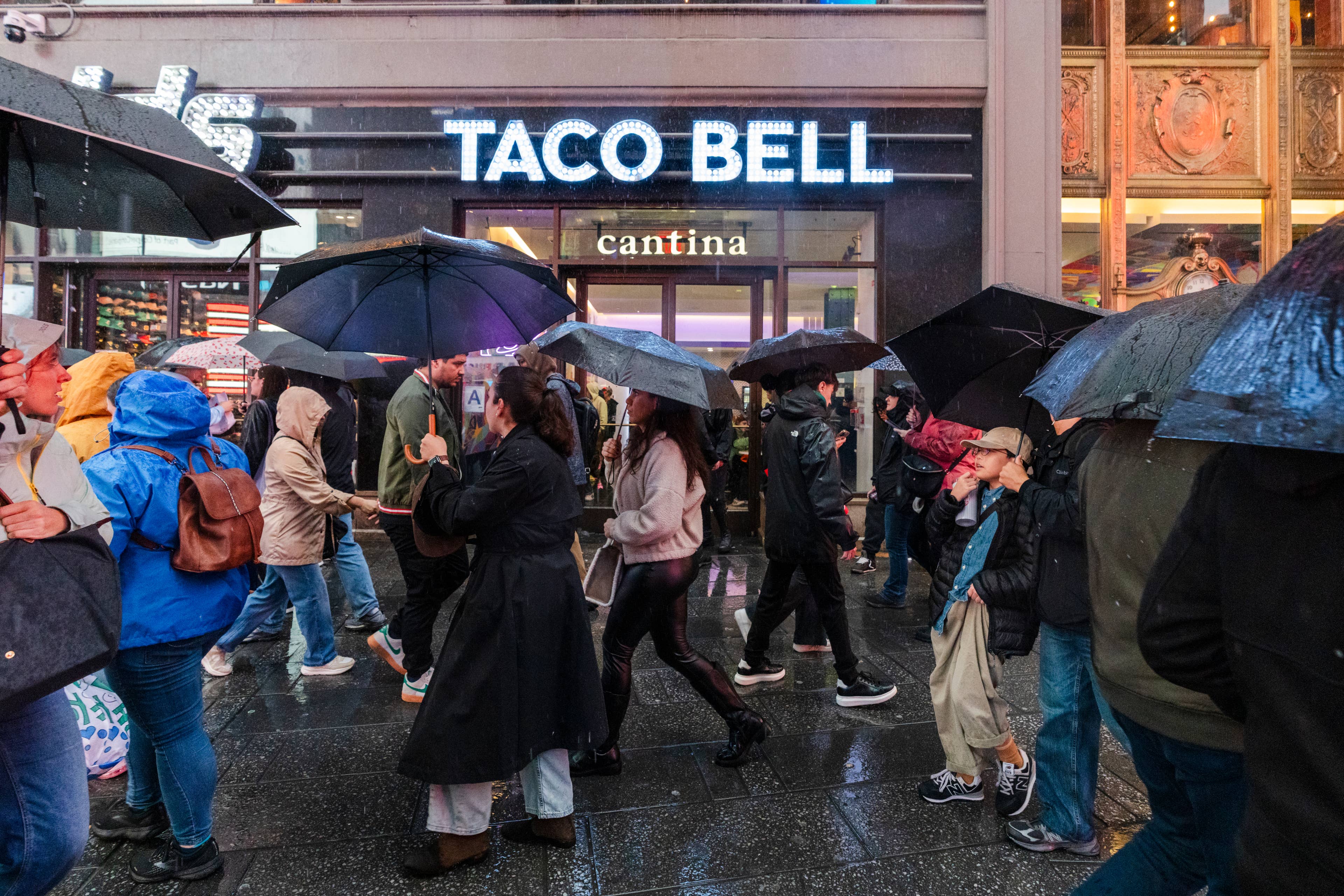 Taco Randomness Taco Bell lets rewards members bid on exclusive prizes — but it's ...