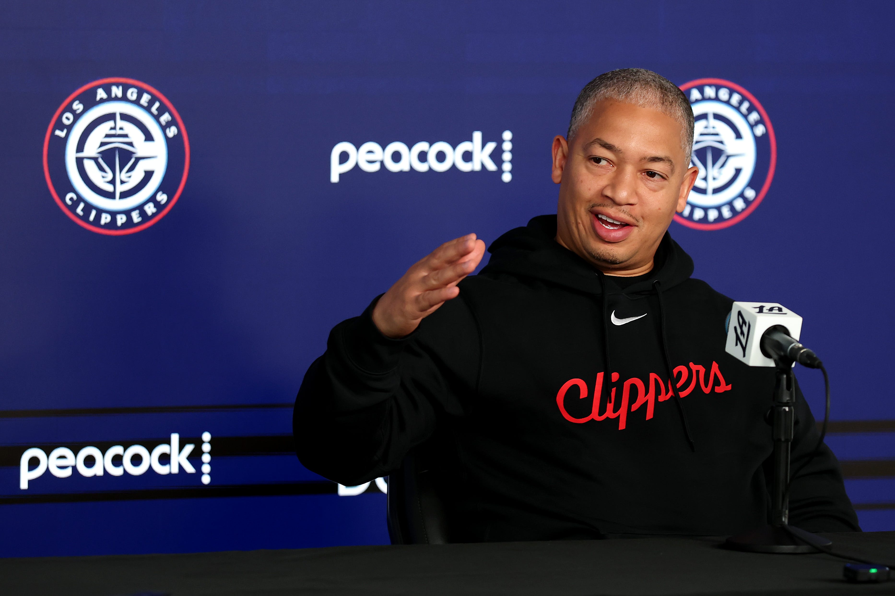 Tyronn Lue, Clippers dedicate season-opening win to Steve Ballmer - AOL