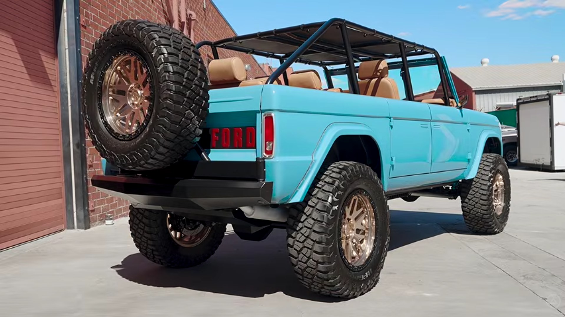 Someone Built A 1,000-HP Ford Bronco With Four Doors And Room For Six - AOL