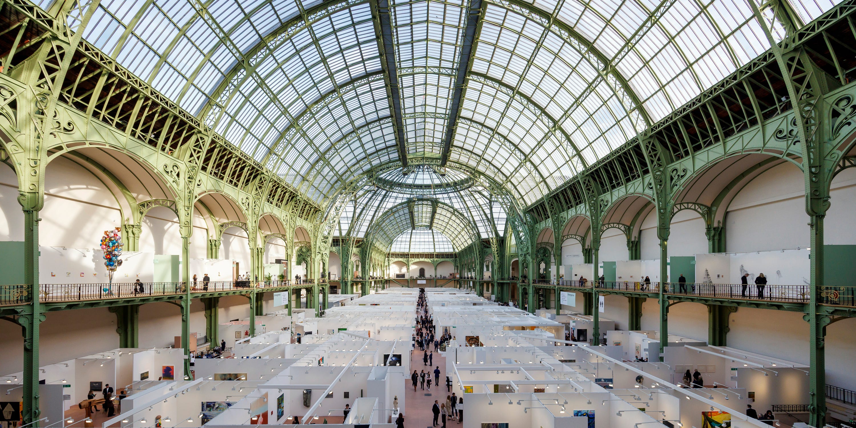 Art Basel Paris Still Opens as Scheduled Amid Protests, Riots, and ...