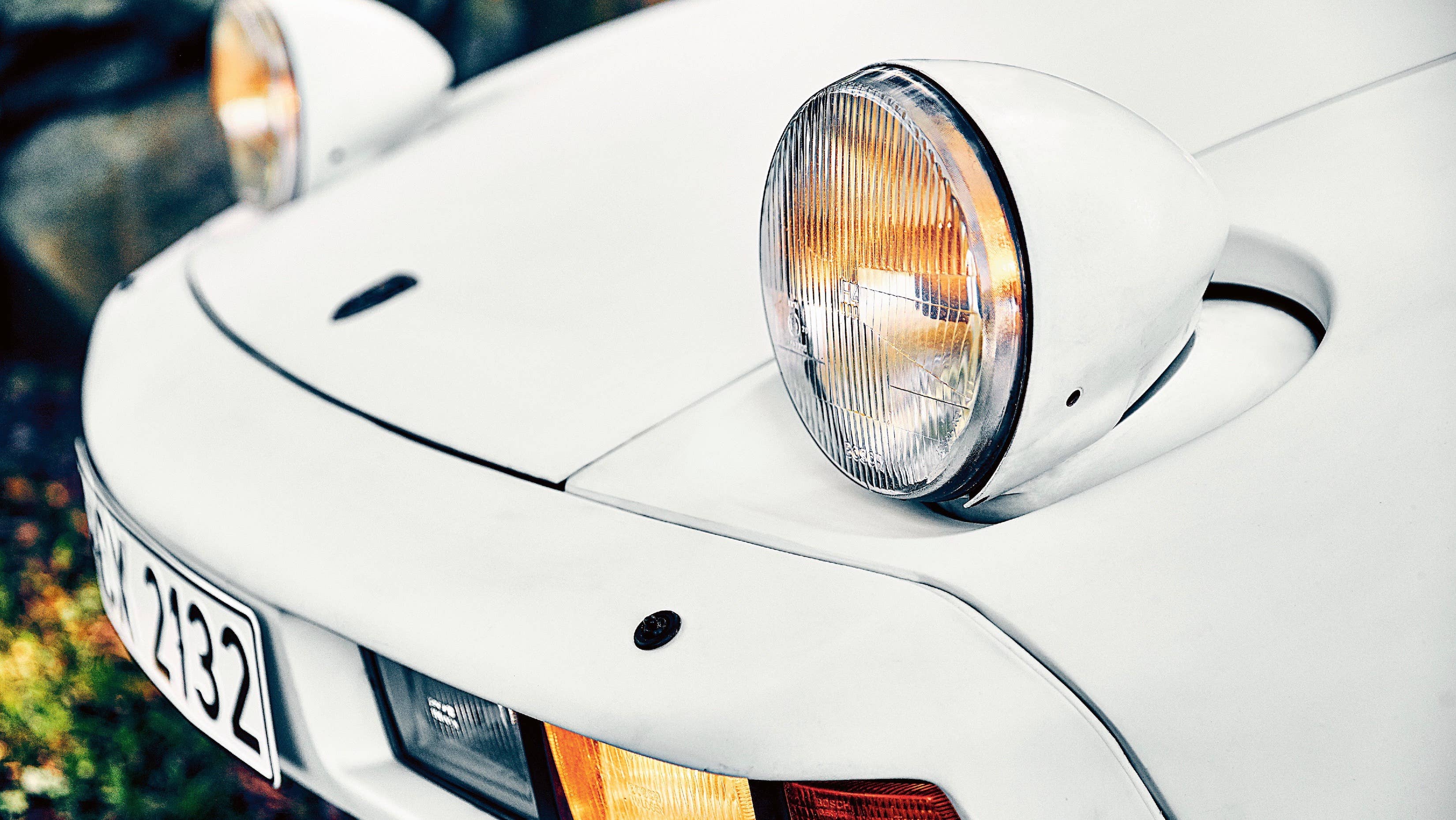 Side Pop Design This Is What Killed the Pop-Up Headlight for Good - AOL
