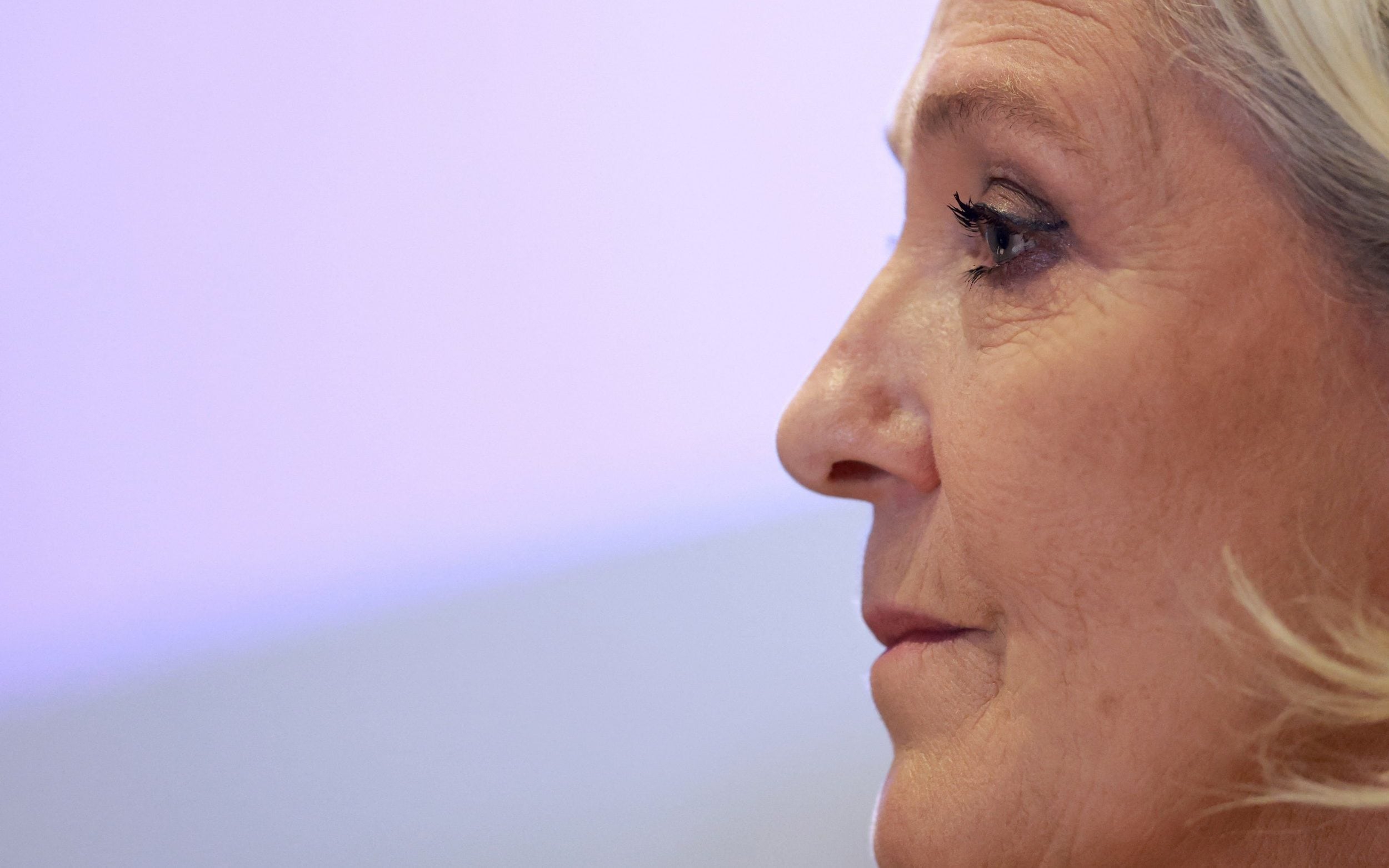 Professor Robert Tombs: If Le Pen wins the presidency there will be further riots in France