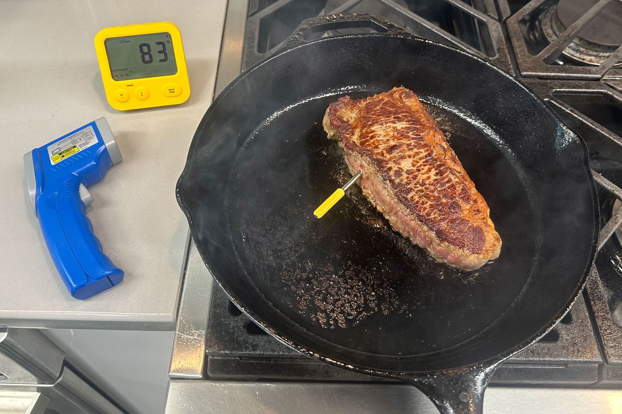 What Really Happens When You Don’t Rest Your Steak? - AOL