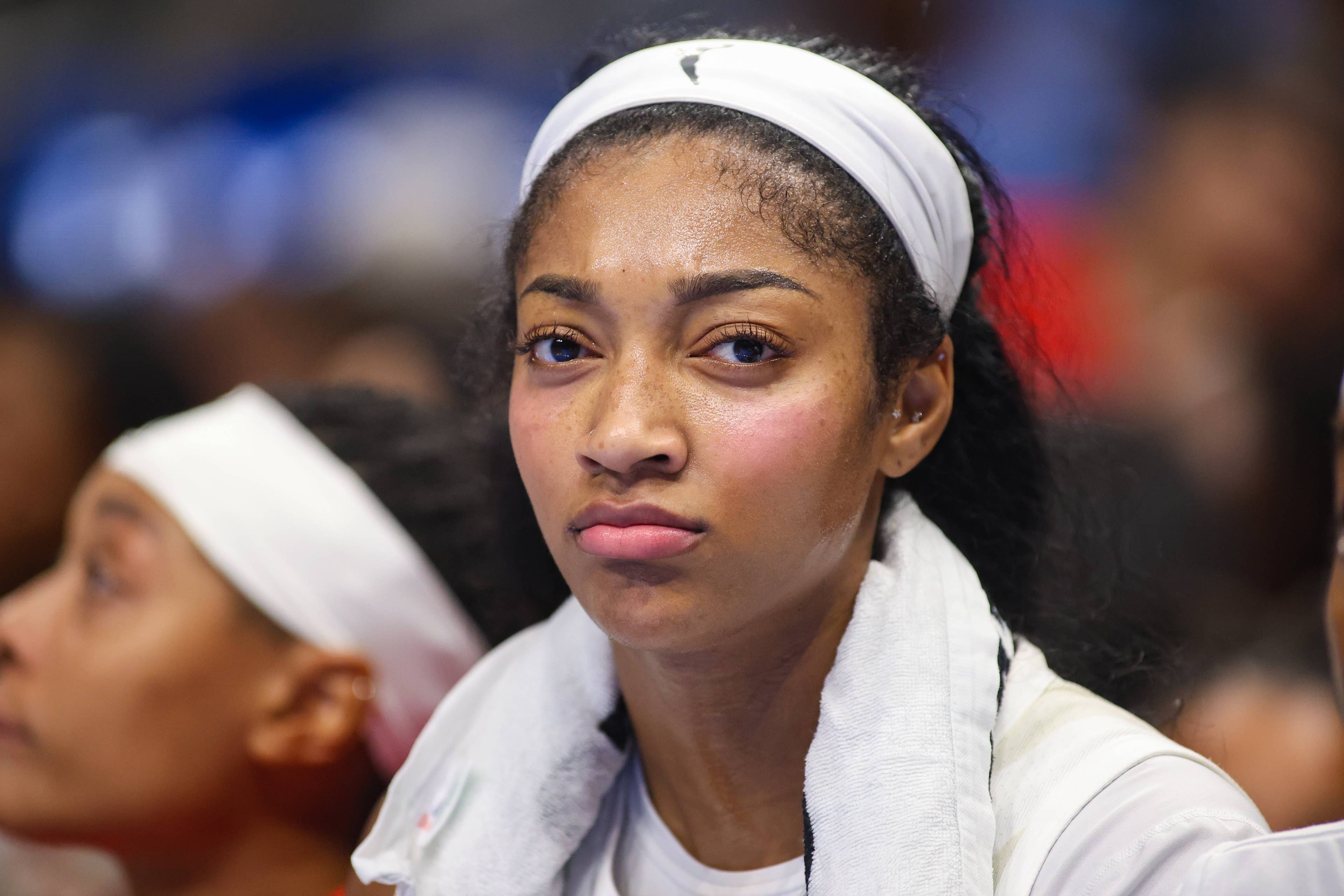 J.D. Vance Accuses Players Of 'Disgraceful' Behavior During WNBA Finals ...