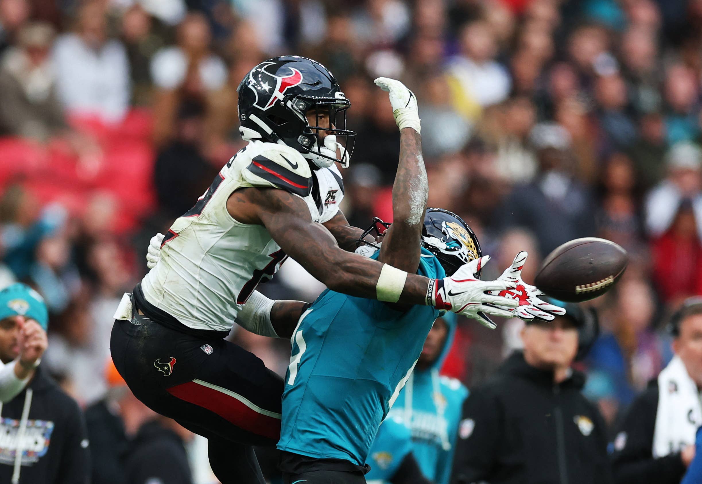 Jaguars' Pass Defense Has Allowed 320 Yards a Game Over 3 Weeks, and ...