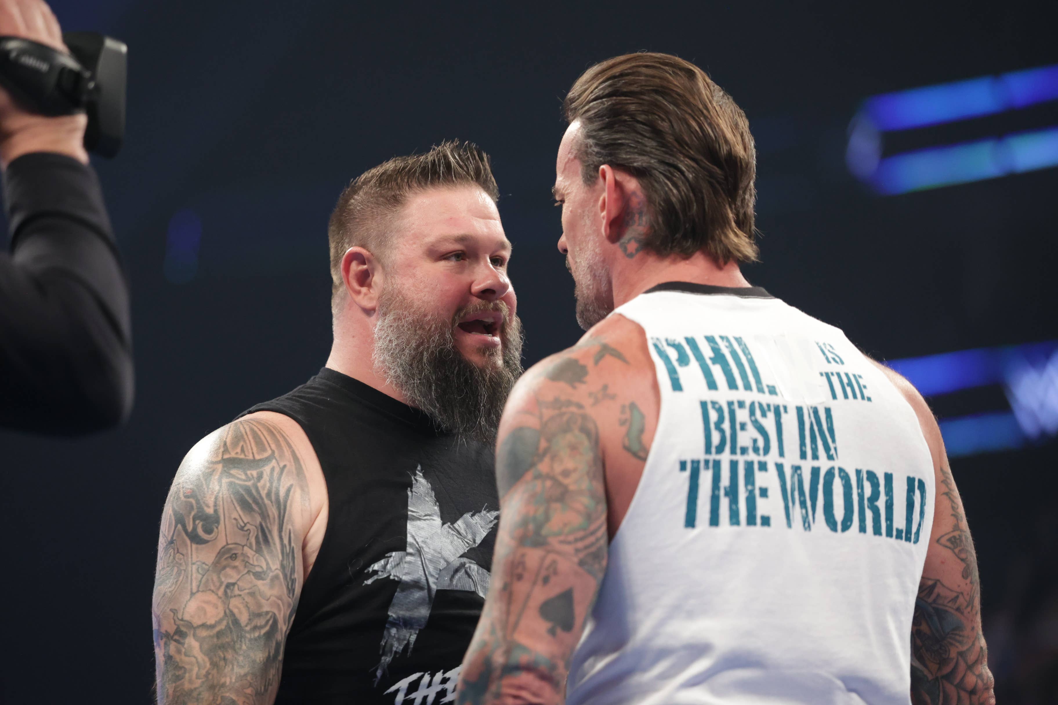 WWE SmackDown Tonight (Oct. 23): Full Card, Location, & What to Expect ...