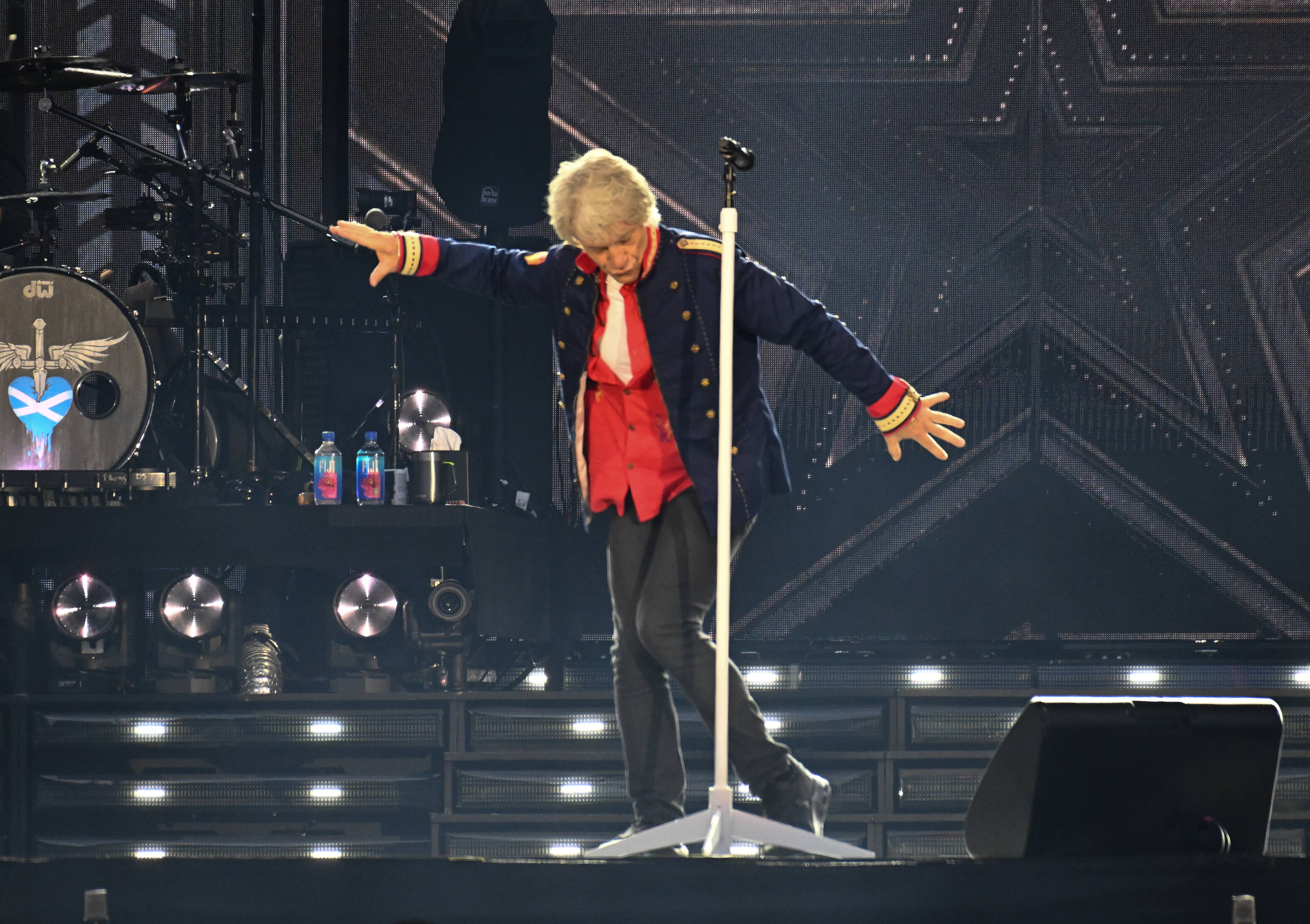 Jon Bon Jovi Couldn't Sing 'Happy Birthday' During His Vocal Cord ...