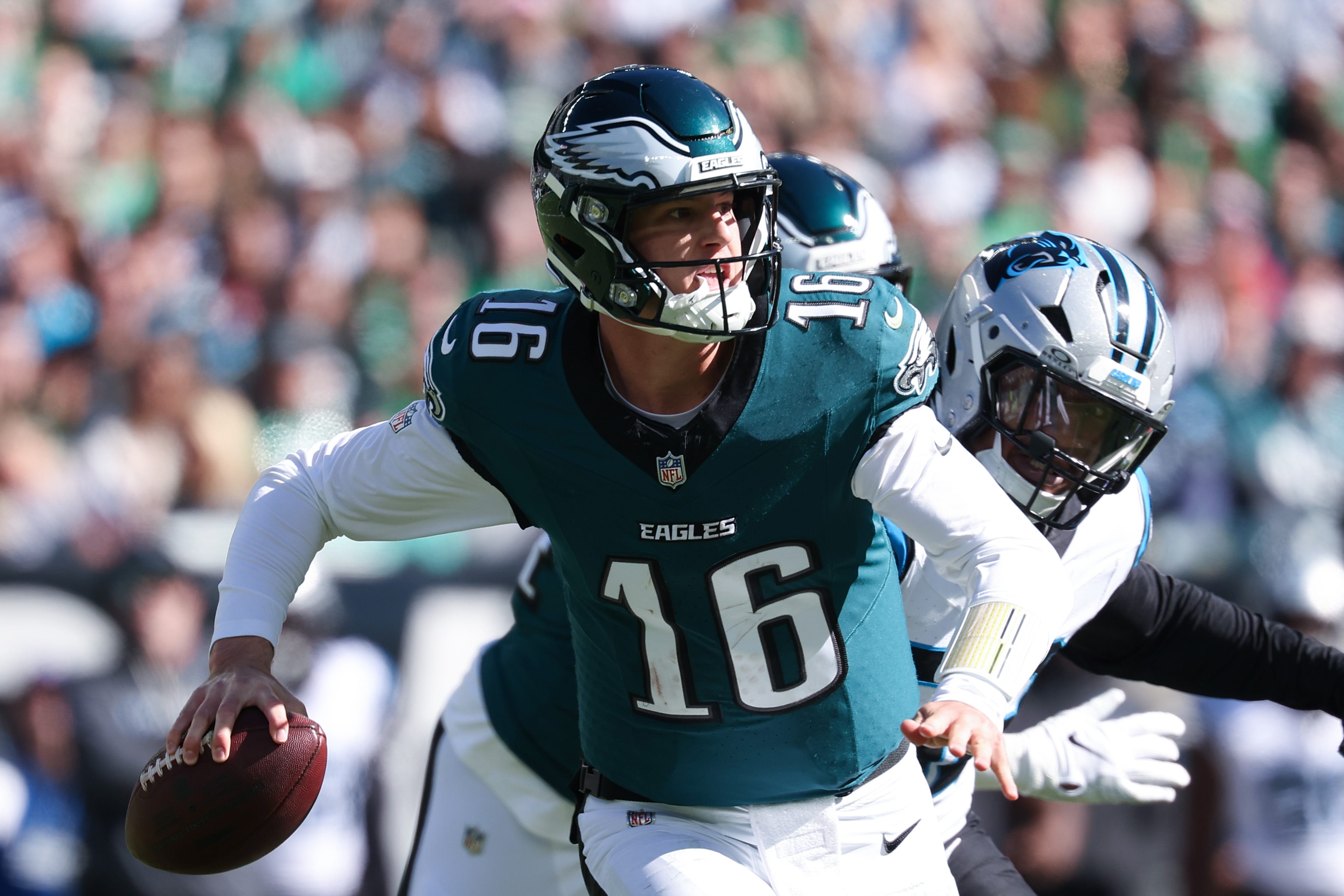 Jalen Hurts remains a guiding presence for Eagles QB Tanner McKee - AOL
