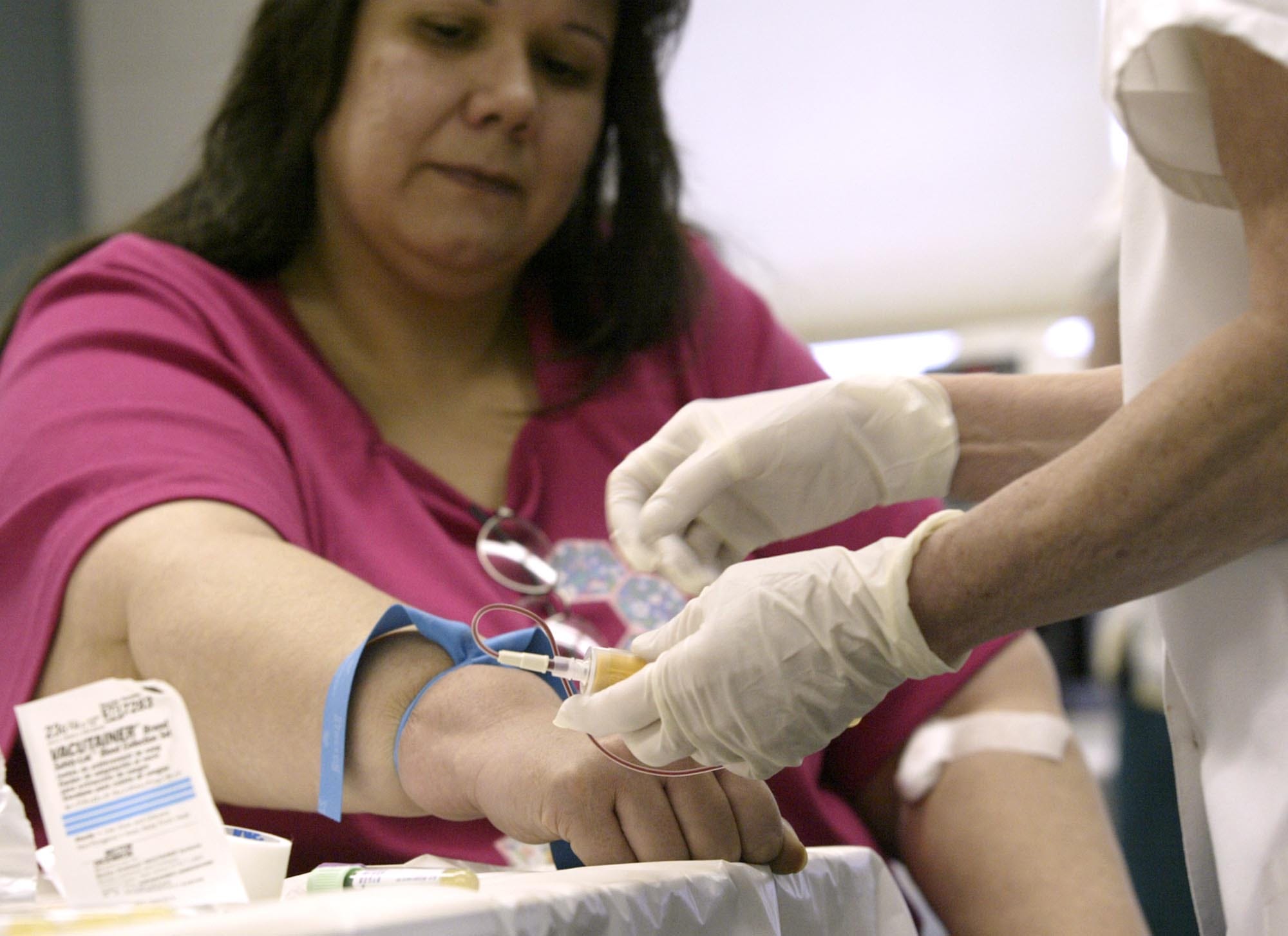 Dundee health check returns with free lab testing available - AOL