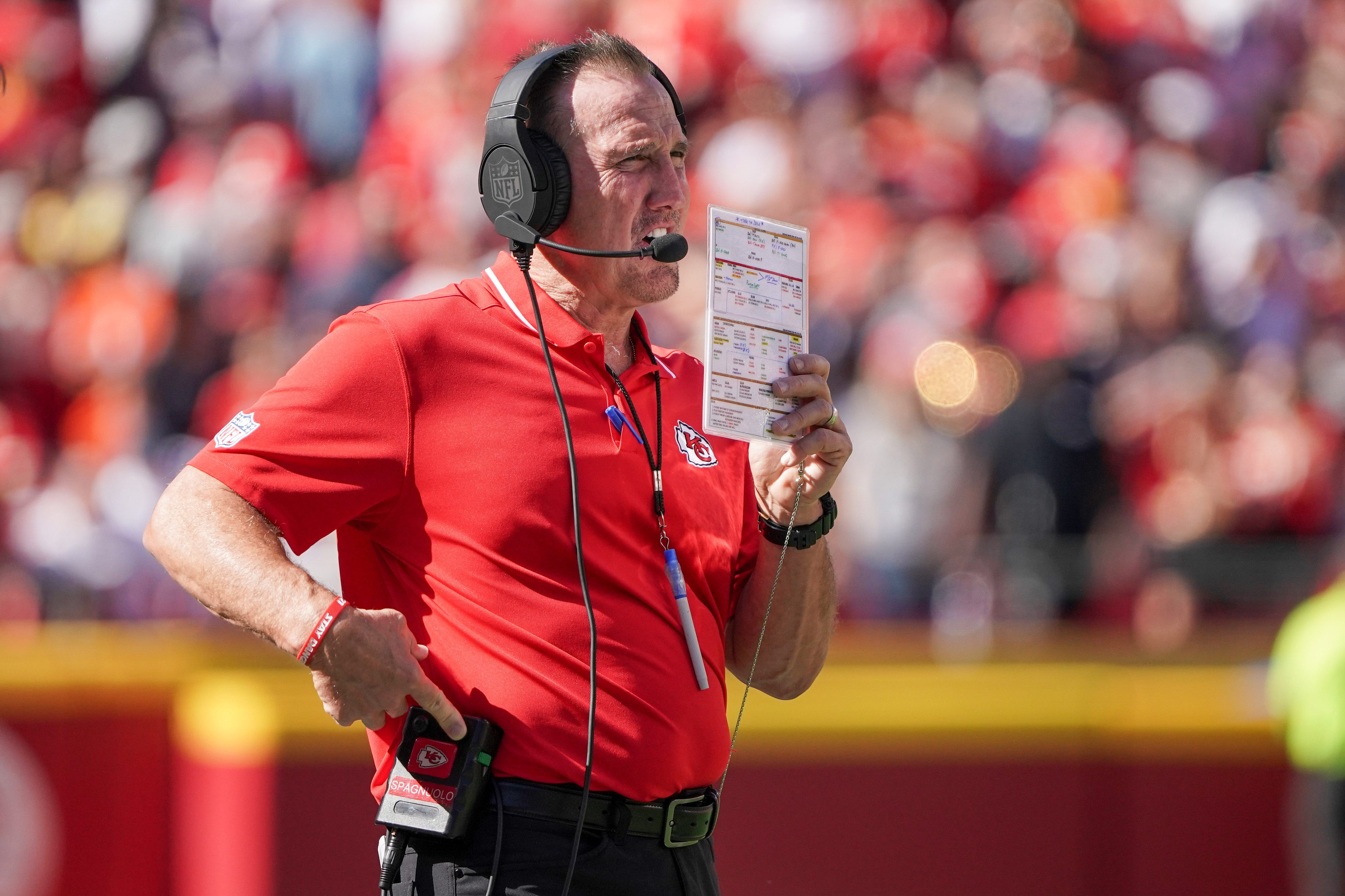 Steve Spagnuolo comments on the effective Chiefs pass rush in Week 6 - AOL