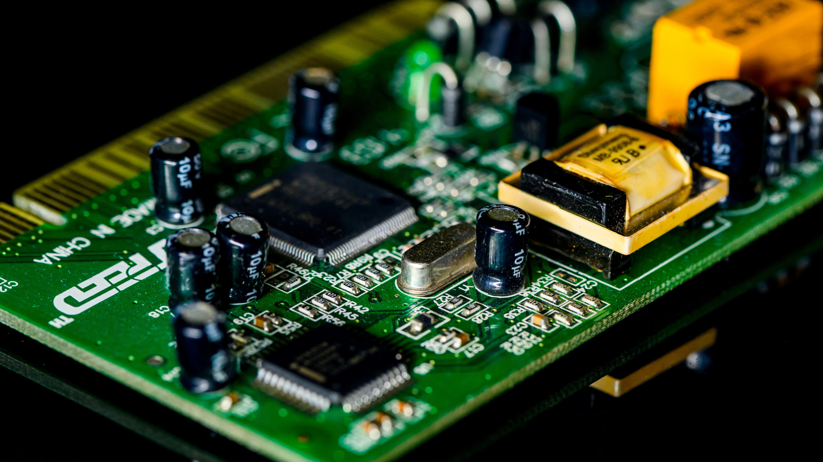 How Long Did It Take To Download 100 MB On A 56K Modem? - AOL